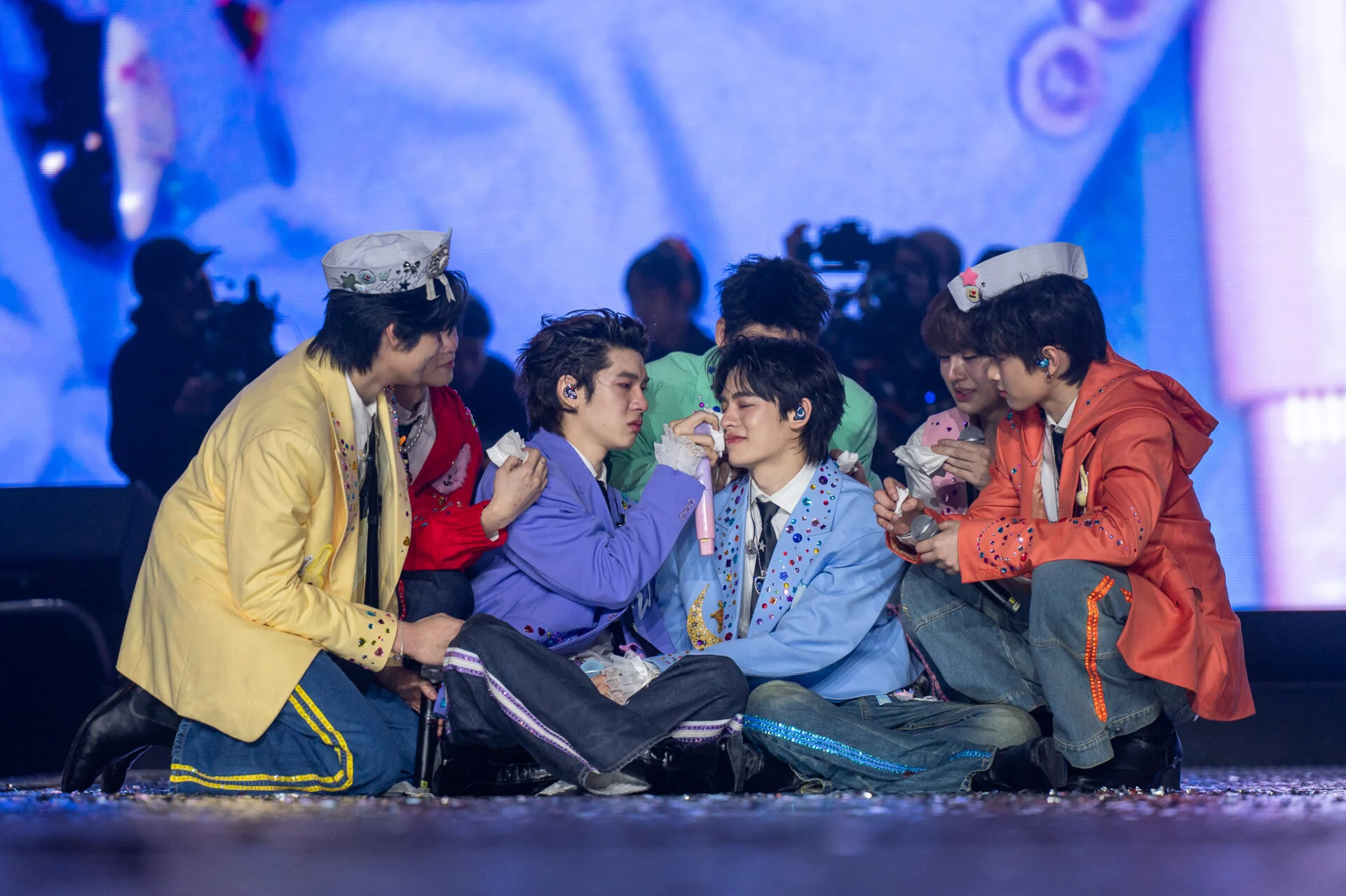 เบื้องหลังคอนเสิร์ตเต็มอิมแพ็คของ 7 หนุ่ม DUANG GO ROUND