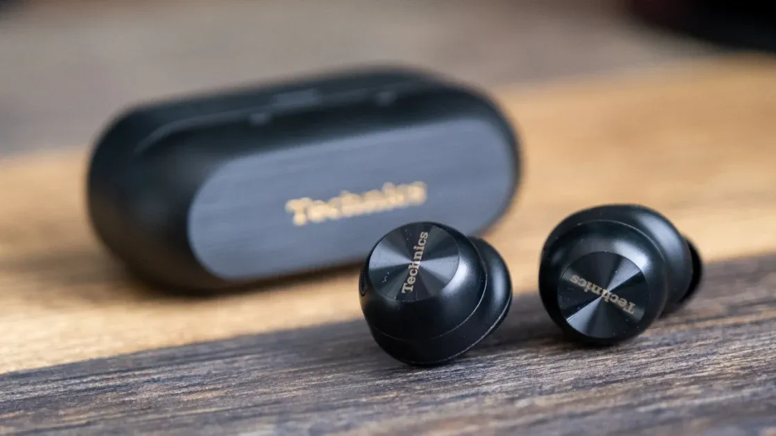 Sennheiser Momentum 5 vs PX7 S3 ศึกหูฟังตัดเสียงพรีเมียมสำหรับคนเดินทาง