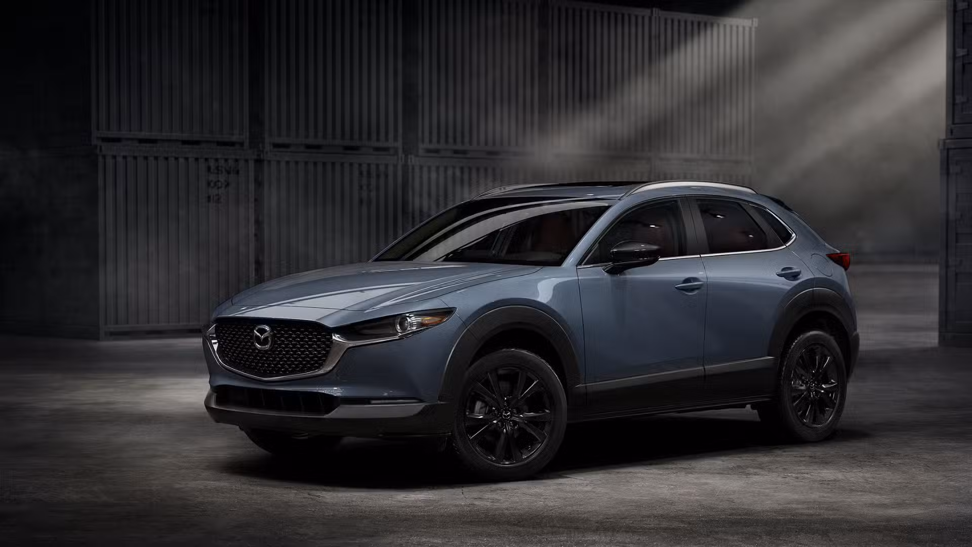 Hybrid SUV หรือซีดานพรีเมียม แบบไหนคุ้มค่ากว่าสำหรับสายประหยัด