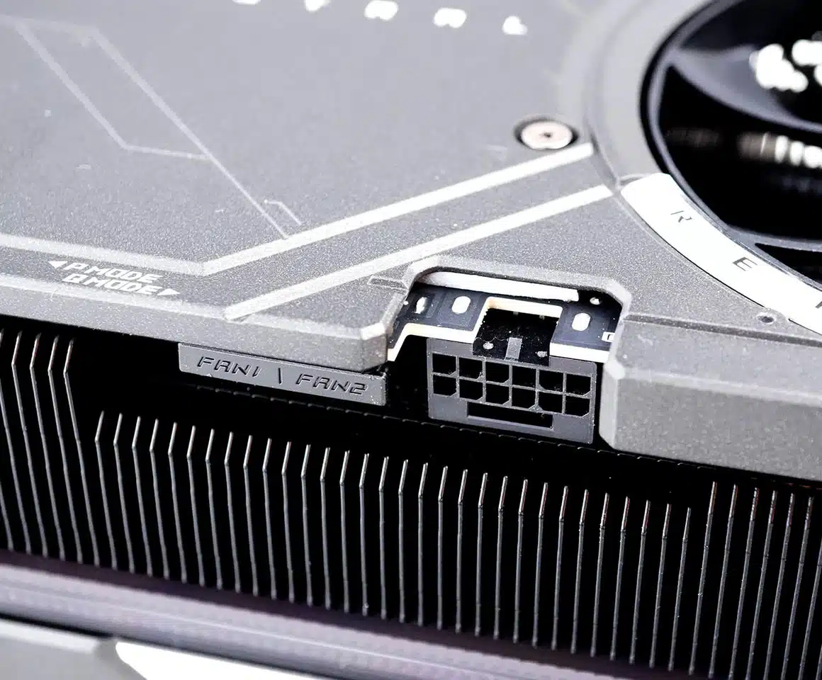 หยุดไหม้ก่อนสาย ตัวช่วยใหม่ใน GPU Tweak III ปกป้องตัวเชื่อม 12V-2×6