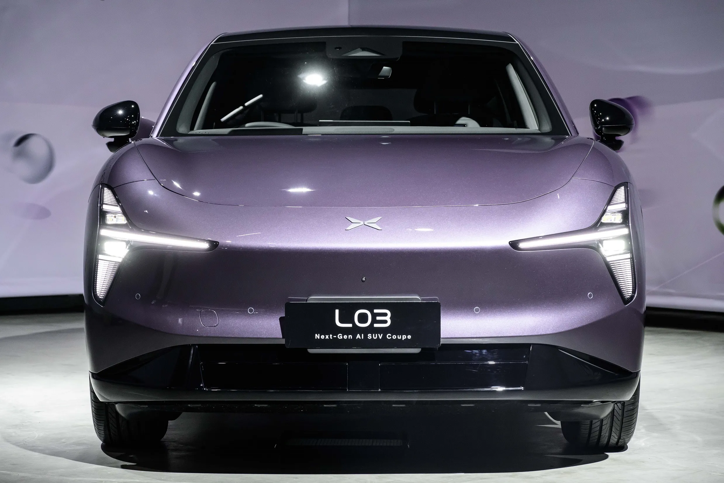 XPENG L03 ยานยนต์ AI SUV Coupe พวงมาลัยขวาคันแรกของโลก