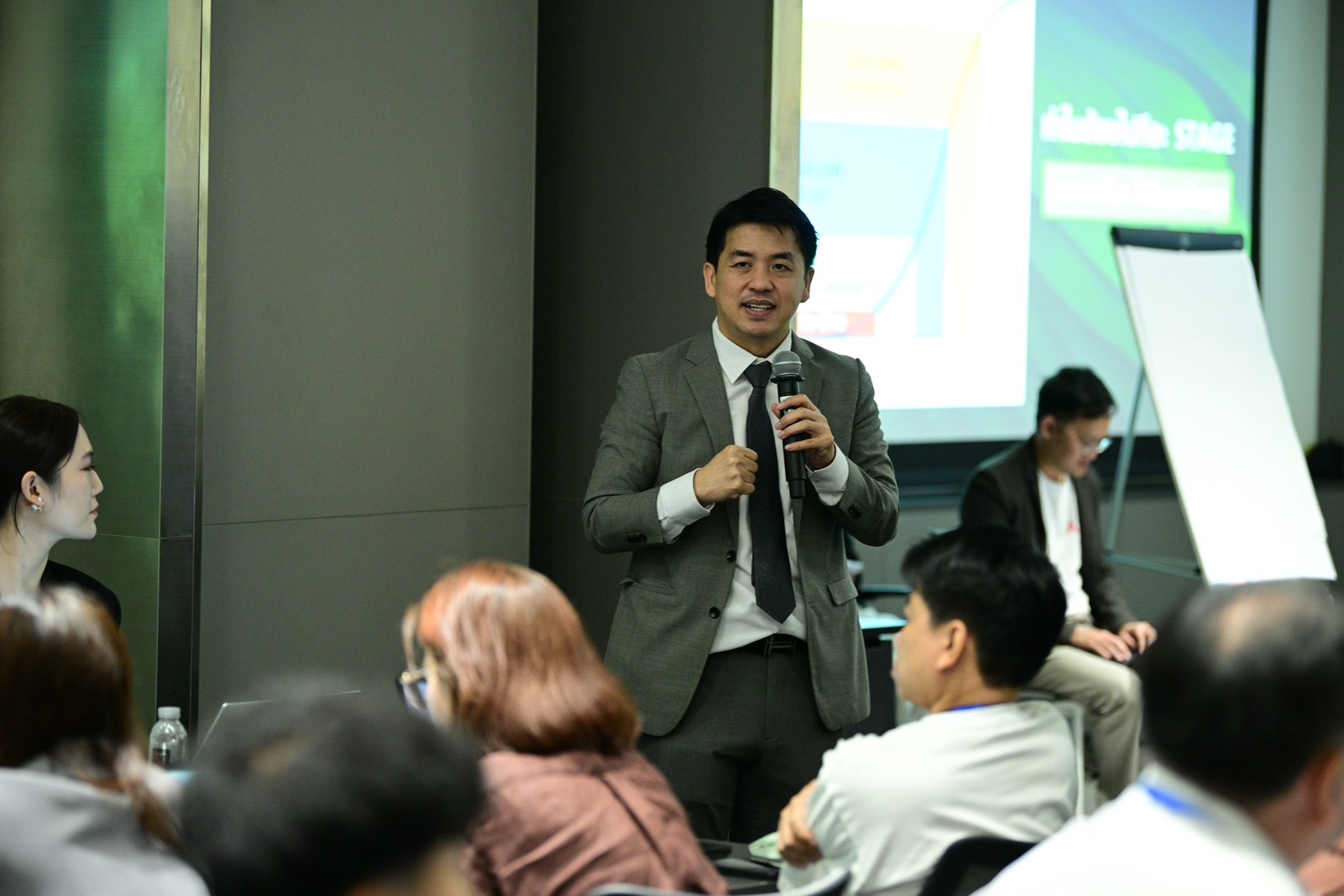 บริษัทใหญ่เร่งปั้นผู้บริหารเรียน AI จากโจทย์ธุรกิจสู่ผลลัพธ์จริง