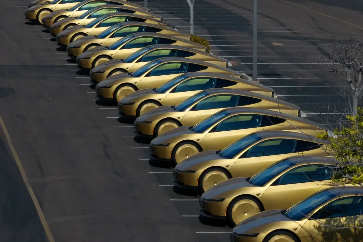 Tesla Cybercab เปิดถนนสู่ยุค Robotaxi แต่โลกพร้อมแค่ไหน
