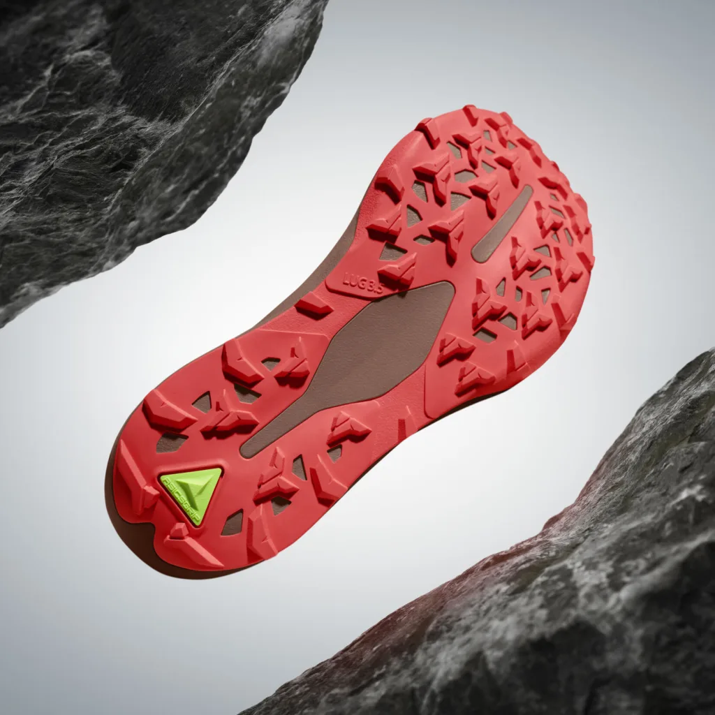 ศึกเทรลรองเท้าใหม่ ASICS vs HOKA vs Salomon ใครเหมาะกับคุณ