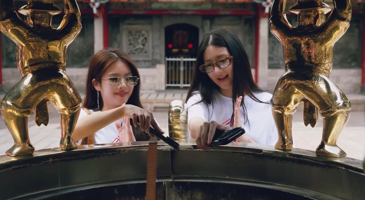 มานี่มา ซิงเกิลดูโอ้สายมูของนุ่น-แพรวาที่เขย่าวงการ T-POP