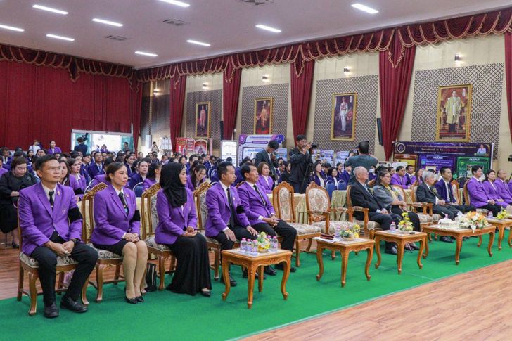พ่อแม่ยุค AI จะพาลูกเรียนรู้อย่างลึก ไม่ใช่แค่กดถามบอต
