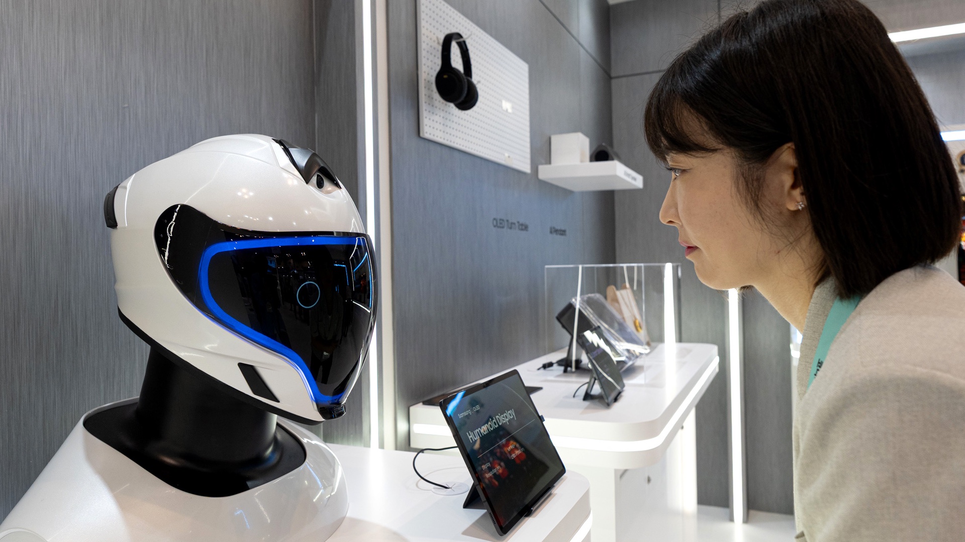 Samsung ผลักดันมาตรฐานใหม่ให้จอเกมมิ่งโน้ตบุ๊กด้วย OLED 300Hz