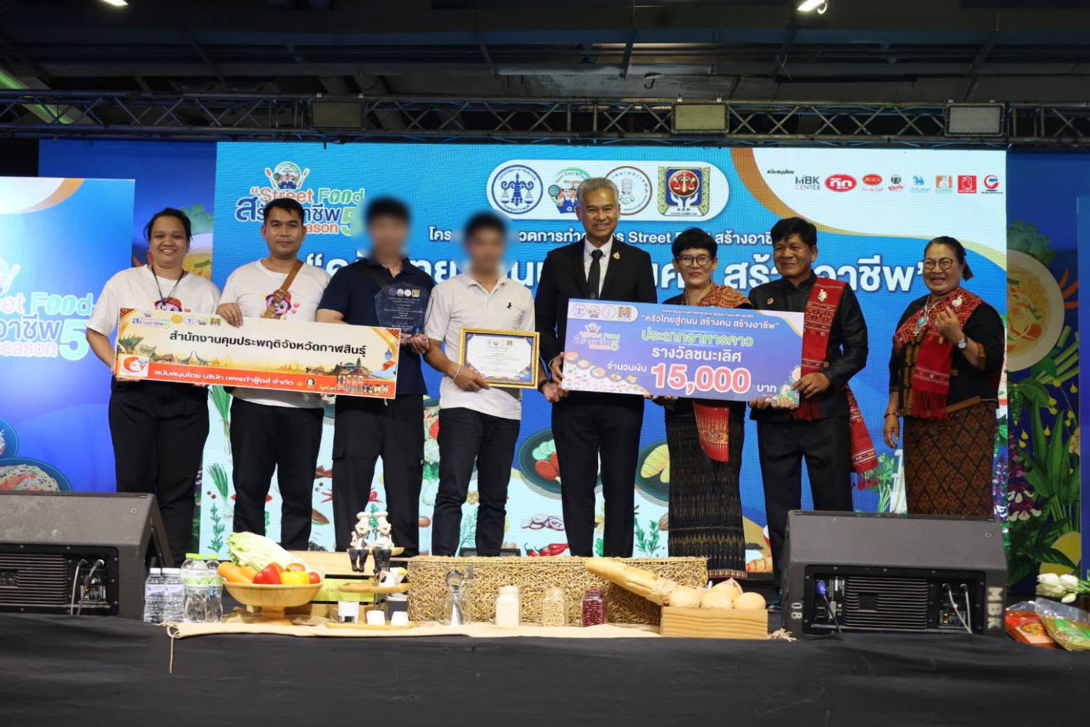 เชฟและผู้แข่งขันเมนูดังคว้าแชมป์: เมื่อรายการแข่งขันครัวผลักดันความฝันบนจานอาหาร