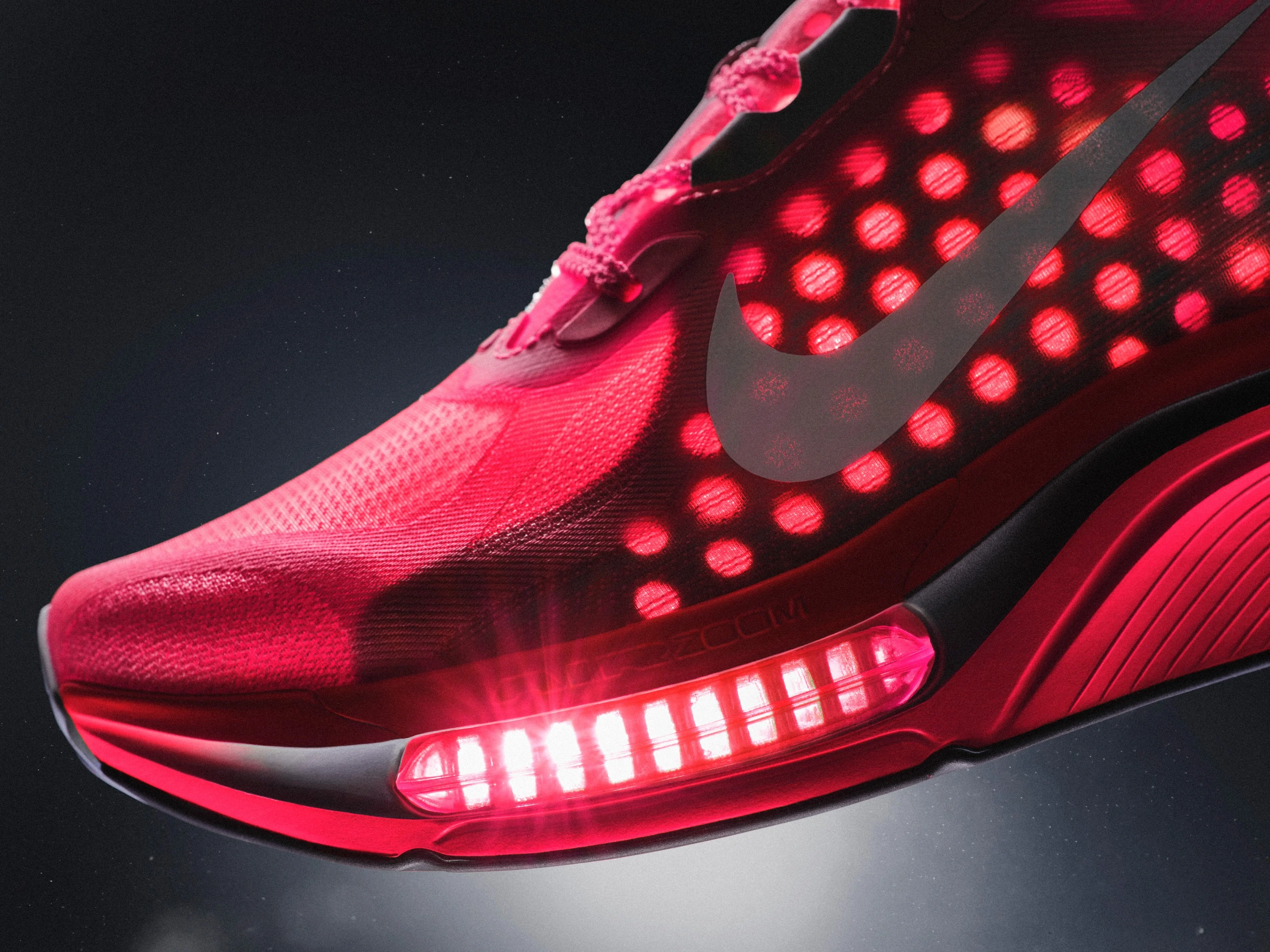 Nike Pegasus Plus 2 รองเท้าวิ่งเทมโปที่ใกล้เคียงซูเปอร์ชูแต่ใส่ซ้อมได้ทุกวัน