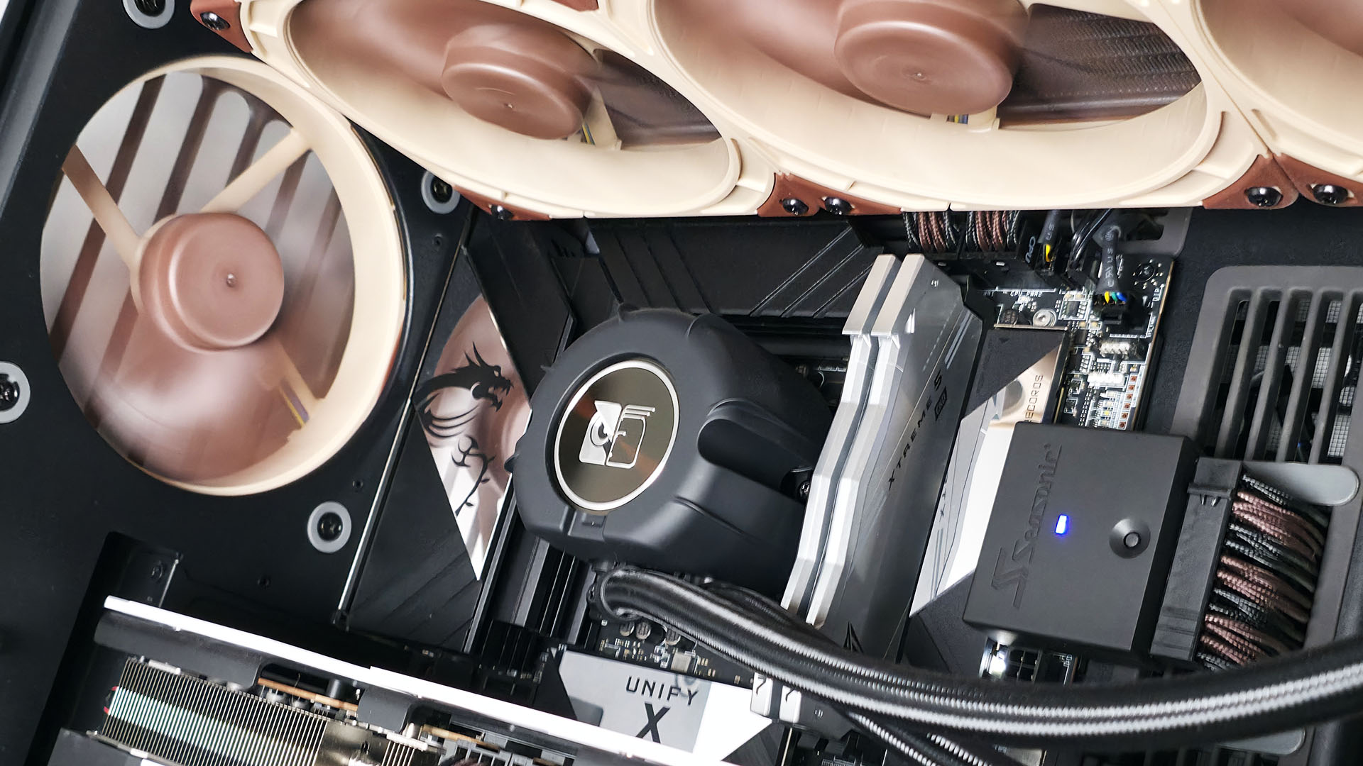 ทำไม Noctua เมิน RGB และจอ: เมื่อการระบายความร้อนชนะความสวย