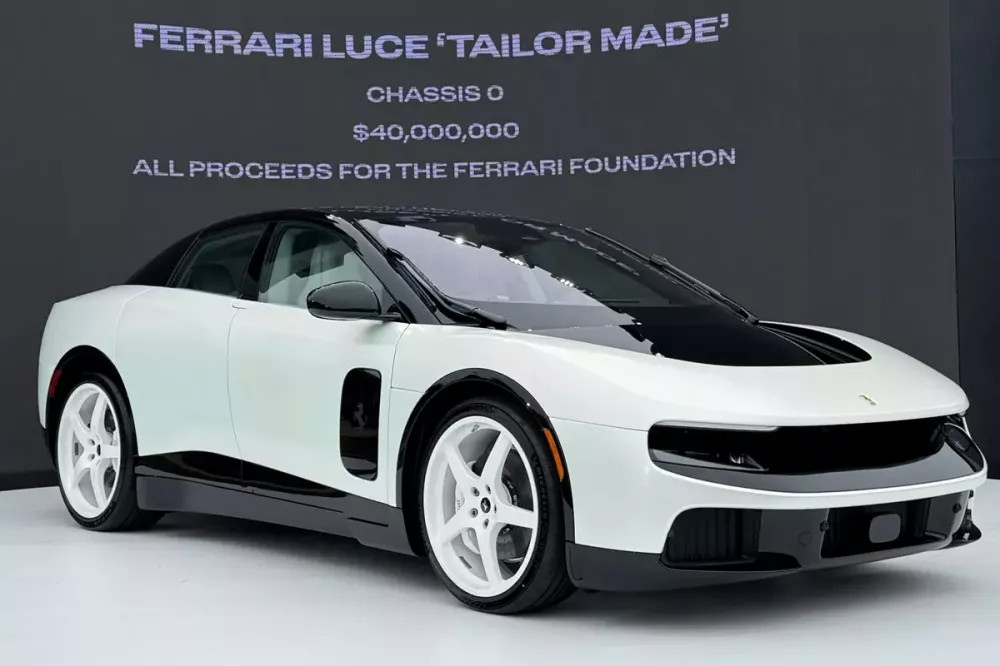 จากรถไฟฟ้า “น่าเกลียด” สู่สถิติประมูล 40 ล้านดอลลาร์ของ Ferrari Luce
