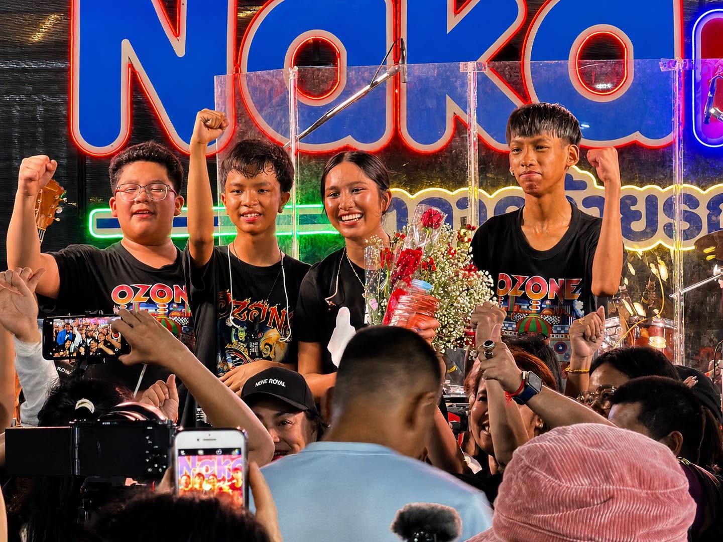 เนเน่ รอยัล วัยรุ่นนักดนตรีร็อกที่พลิกเวที AGTสู่วงการรางวัลศิลปินนานาชาติ
