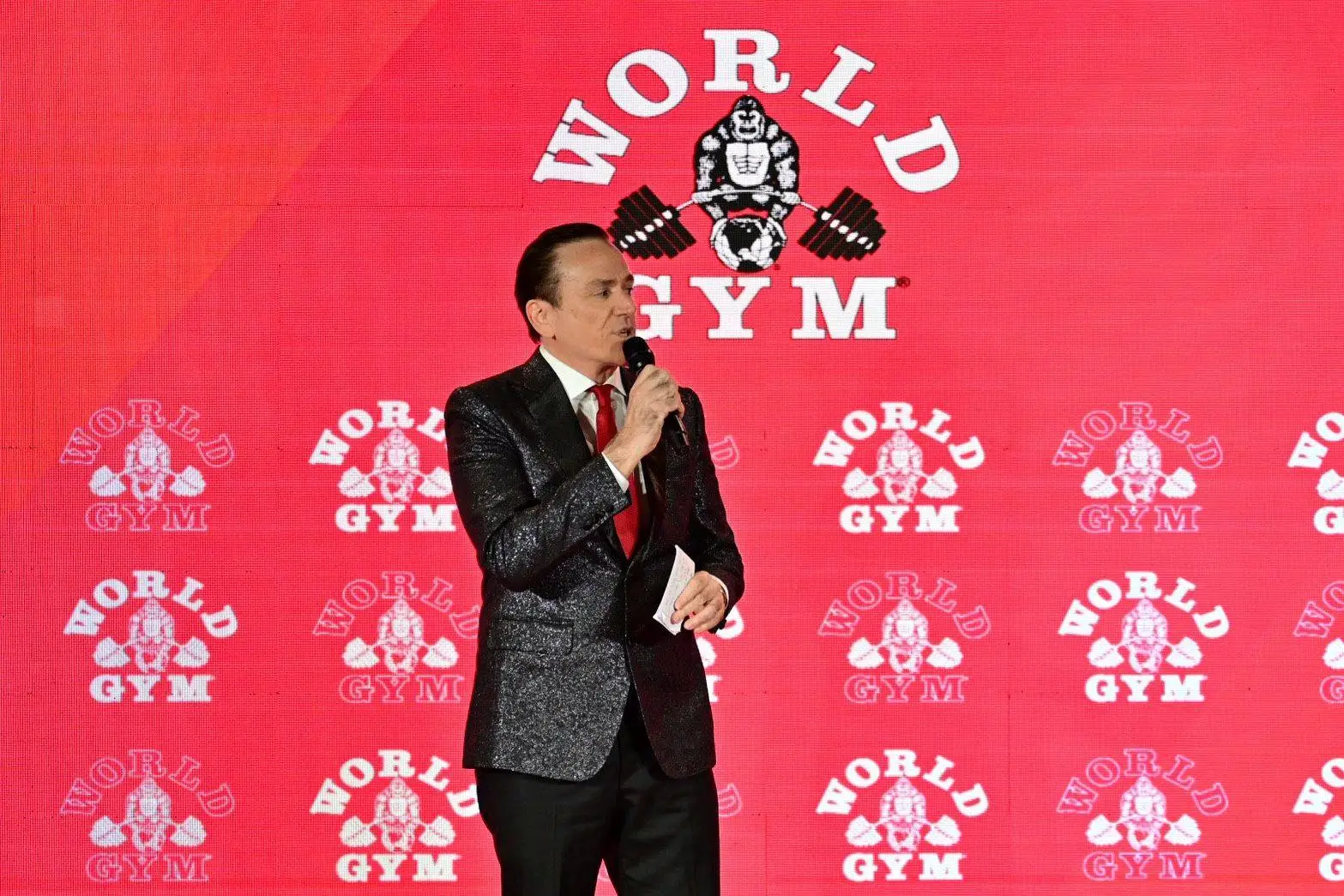 ยิม World Gym เปิดใหม่ กลยุทธ์พรีเซลเขย่าตลาดฟิตเนสแบรนด์โลก