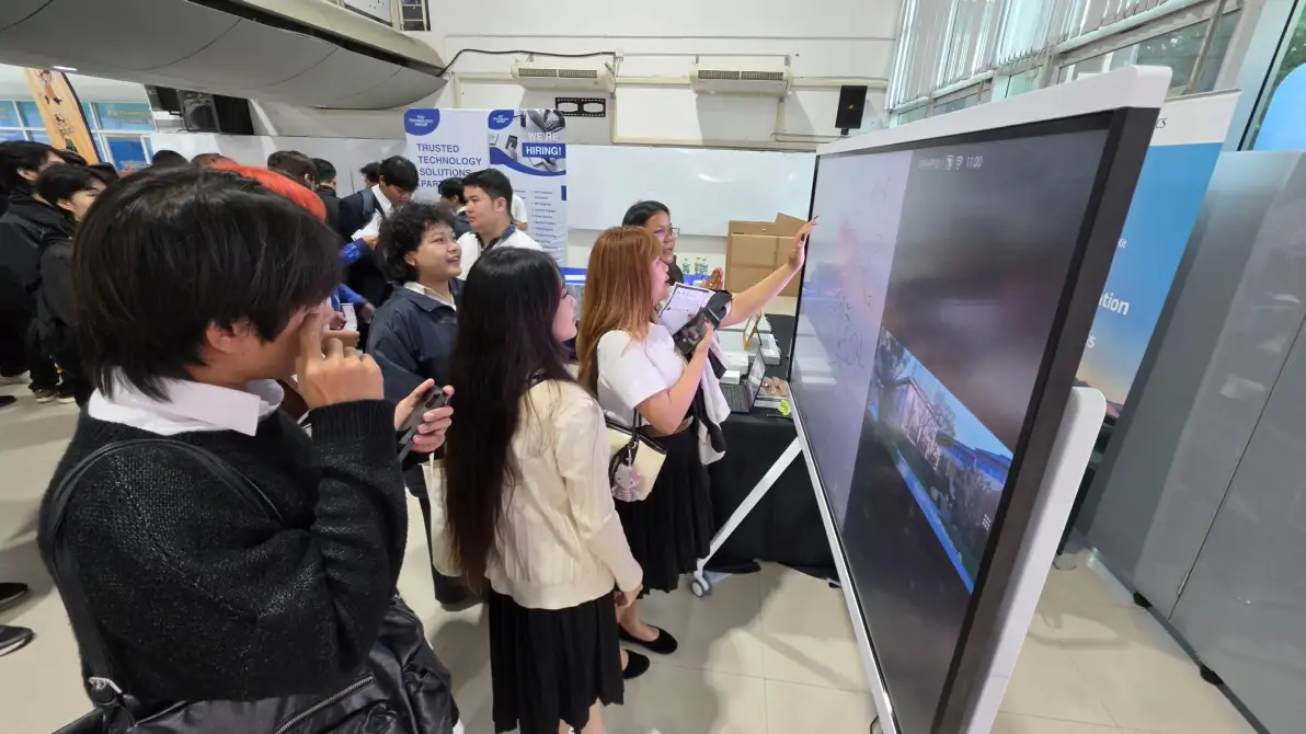 เยาวชนยุคดิจิทัลแข่งอัปสกิล AI ผ่านเวที Hackathon และงานอาชีพ