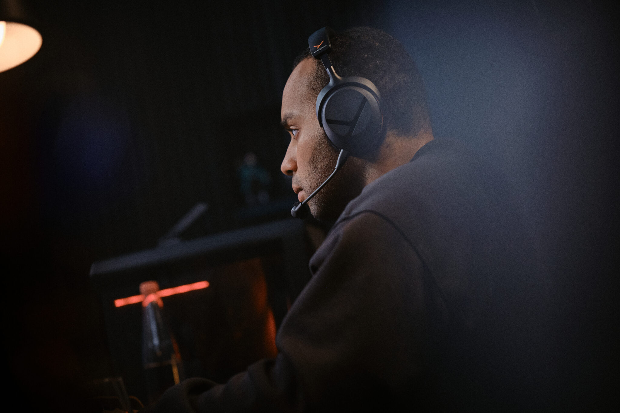 MMX 100 Wireless vs MMX 130 Wireless เลือกเสียงแบบไหนให้สไตล์การเล่นเกมของคุณ