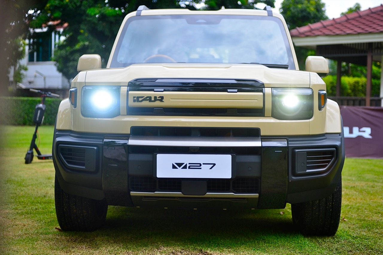 iCAUR V27 REEV เอสยูวีทรงกล่องวิ่งไกล 1,000 กม. เขย่าตลาดรถไฟฟ้า