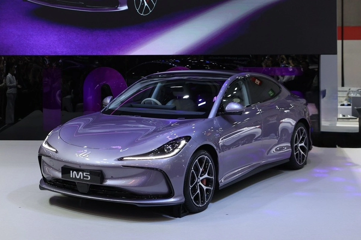 วิเคราะห์ MG IM5 Exclusive Edition รถไฟฟ้าพรีเมียมลิมิเต็ดในงบ 1.5 ล้าน