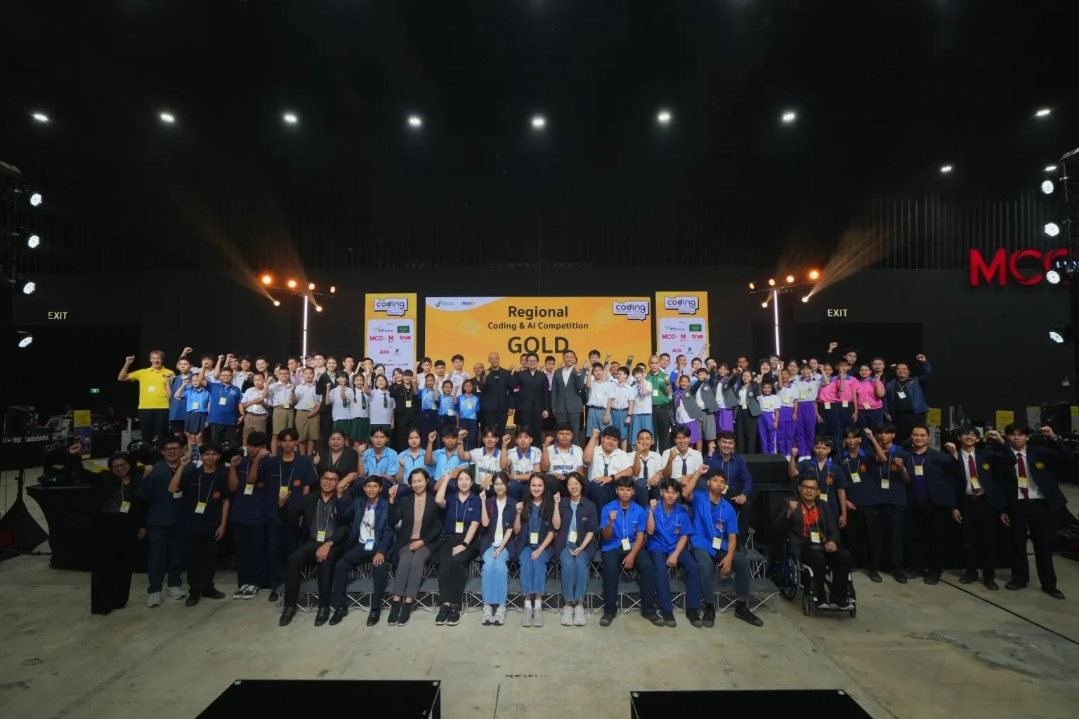 210 ทีมเยาวชนบนเวที Coding & AI: จุดสตาร์ตสู่อาชีพดิจิทัล