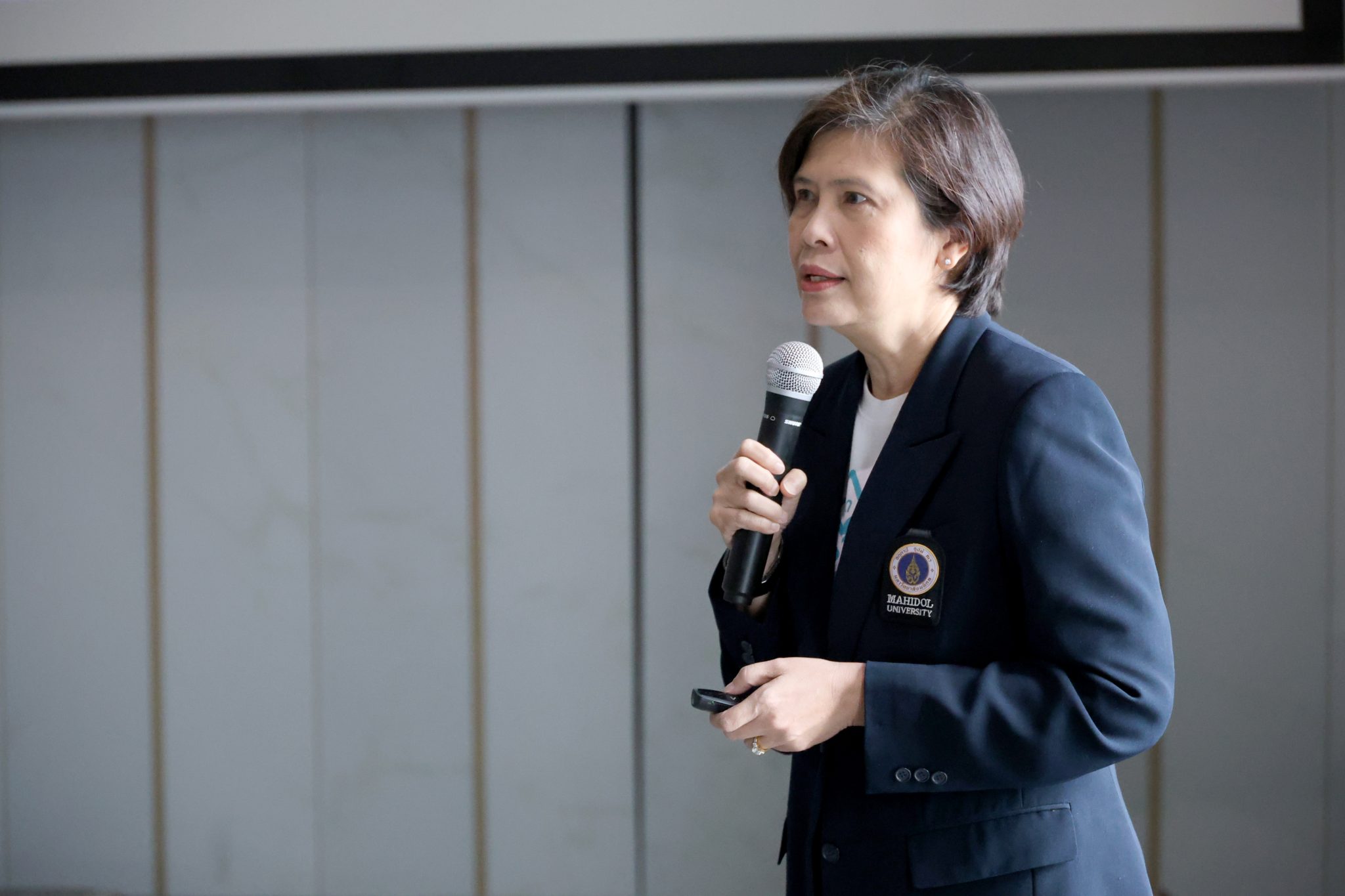 ใช้ AI ทุกวัน แต่ไม่เคยไว้มันจริง ๆ: ความเชื่อมั่น AI ที่แยกทางจากพฤติกรรม