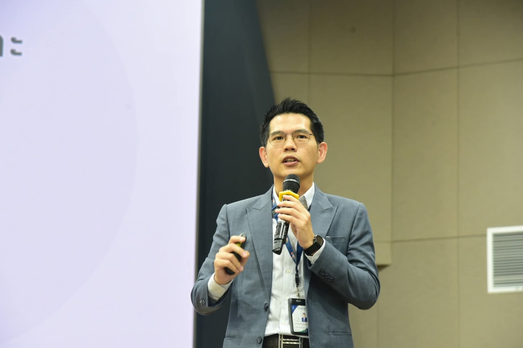 พูดไม่ชัดปากเบี้ยวไม่ใช่คนเมาเสมอไป สัญญาณเตือน Stroke ที่ห้ามมองข้าม