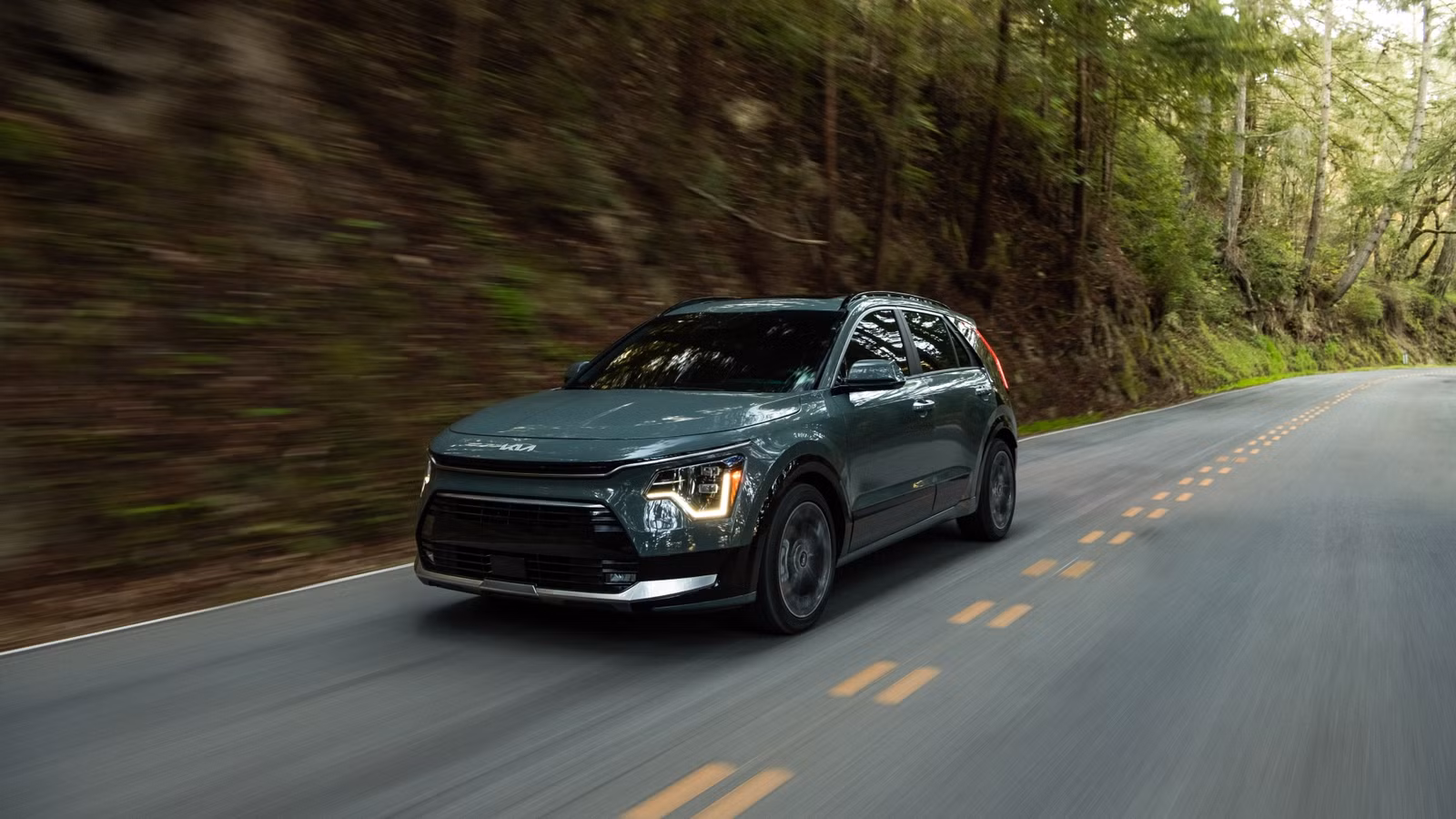 SUV ไฮบริด ประหยัดน้ำมัน 50 MPG เลือกคันไหนให้คุ้มสุด