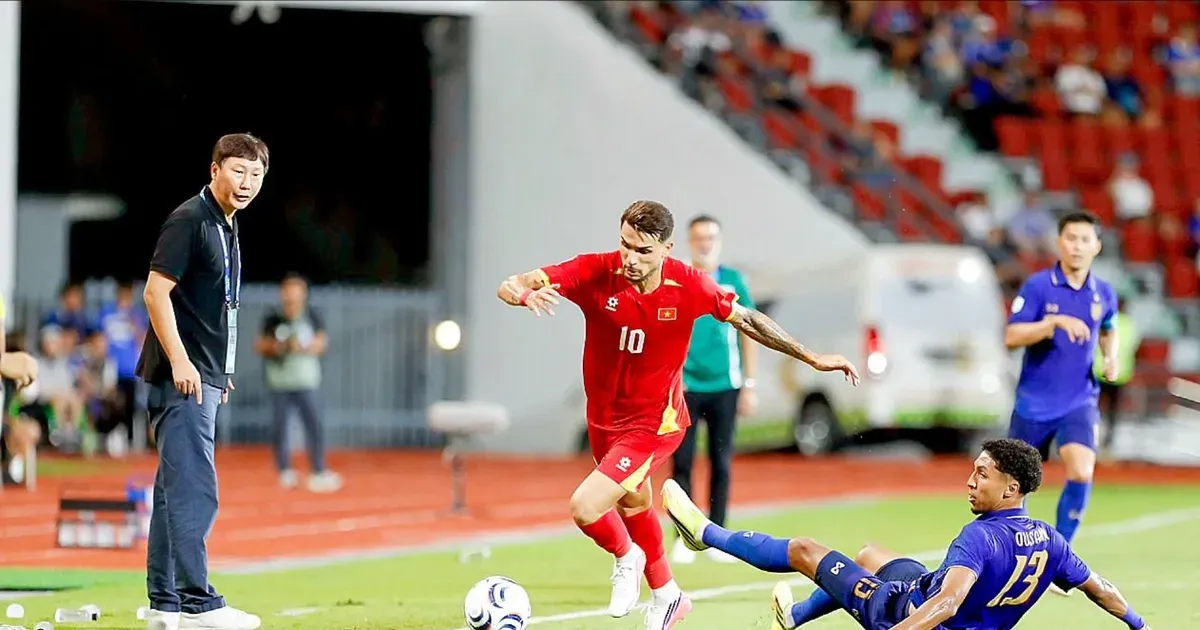 เวียดนามบุกพิชิตนัดชิงเลกแรก ดับความมั่นใจเจ้าถิ่น 2-0