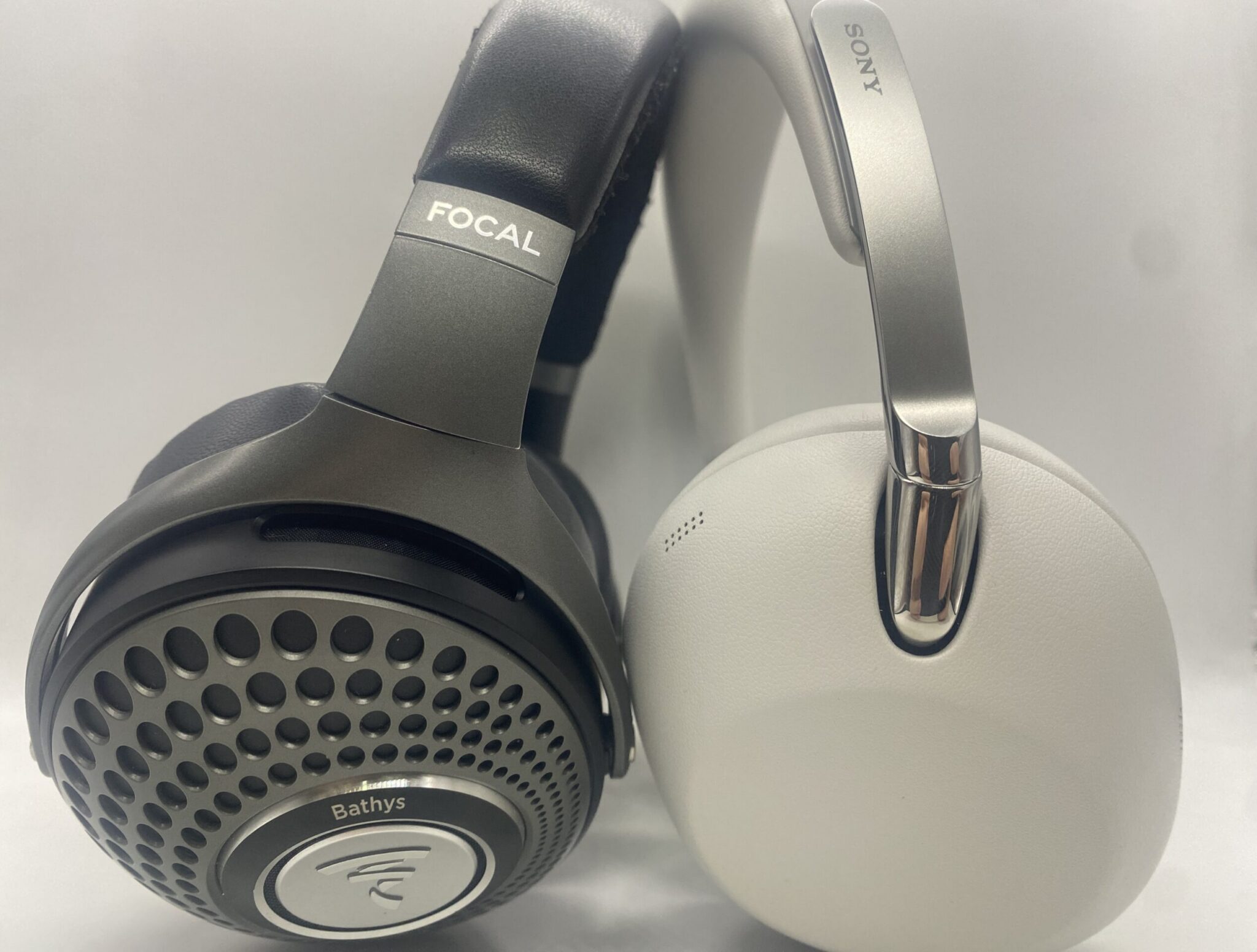 เปรียบเทียบหูฟังหรูหรา Sony Focal Bowers & Wilkins ศึกคุณภาพเสียงไร้สายระดับ premium