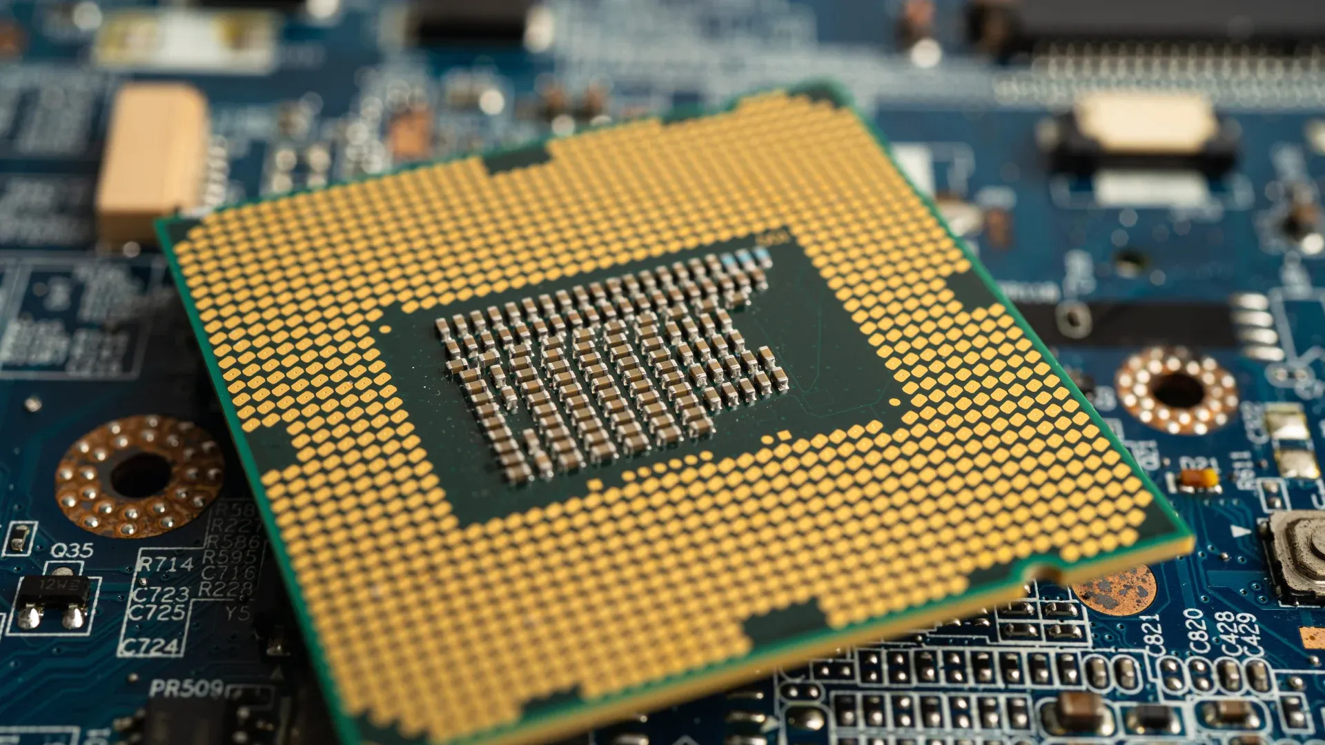 แก้ปัญหา CPU Core เดียว 100% ตอนเล่นเกม แบบเข้าใจสาเหตุจริง