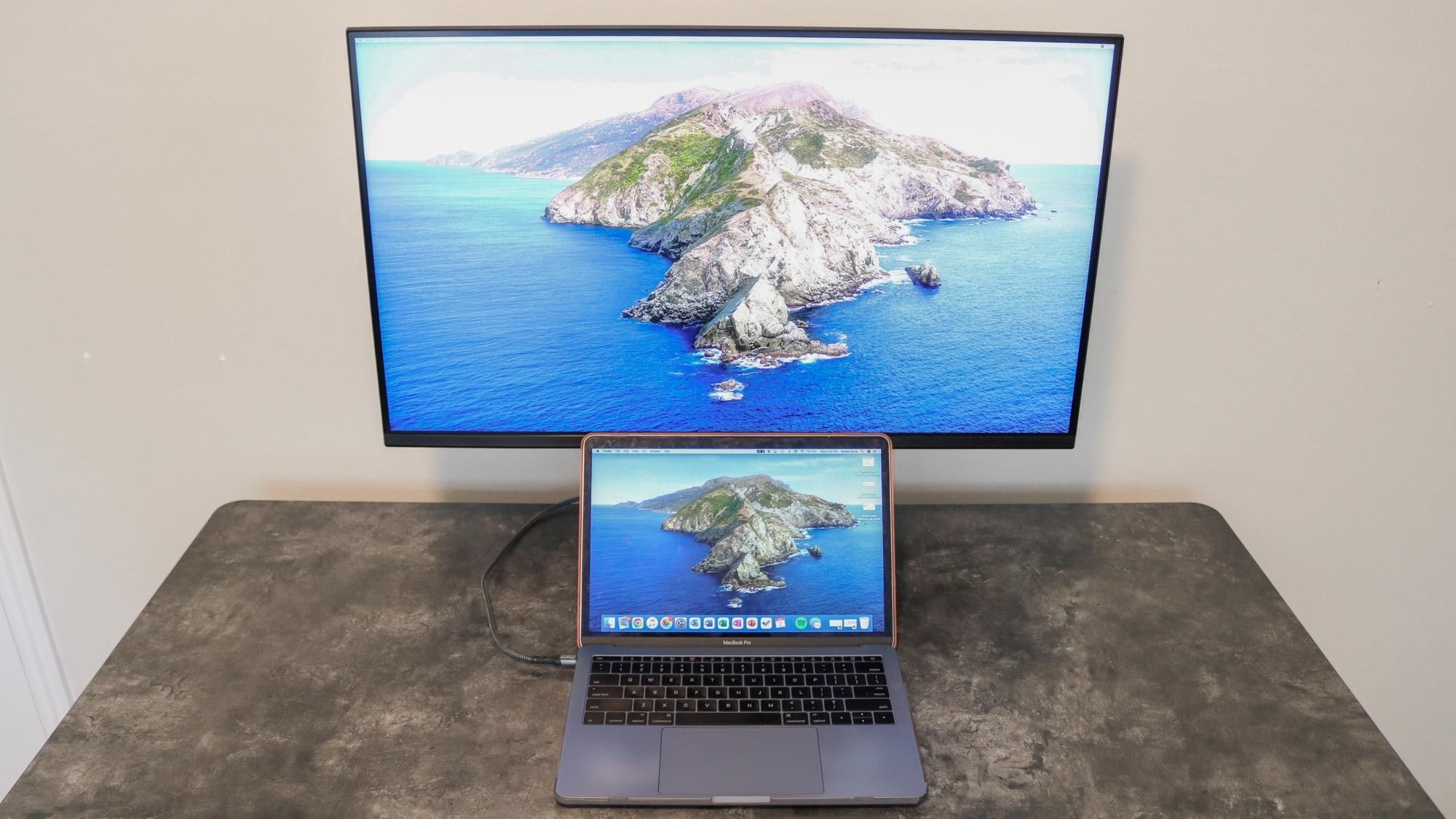 USB-C Hub และ Docking Station คู่มือเลือกอุปกรณ์ขยายพอร์ตโน้ตบุ๊กคุ้มค่า