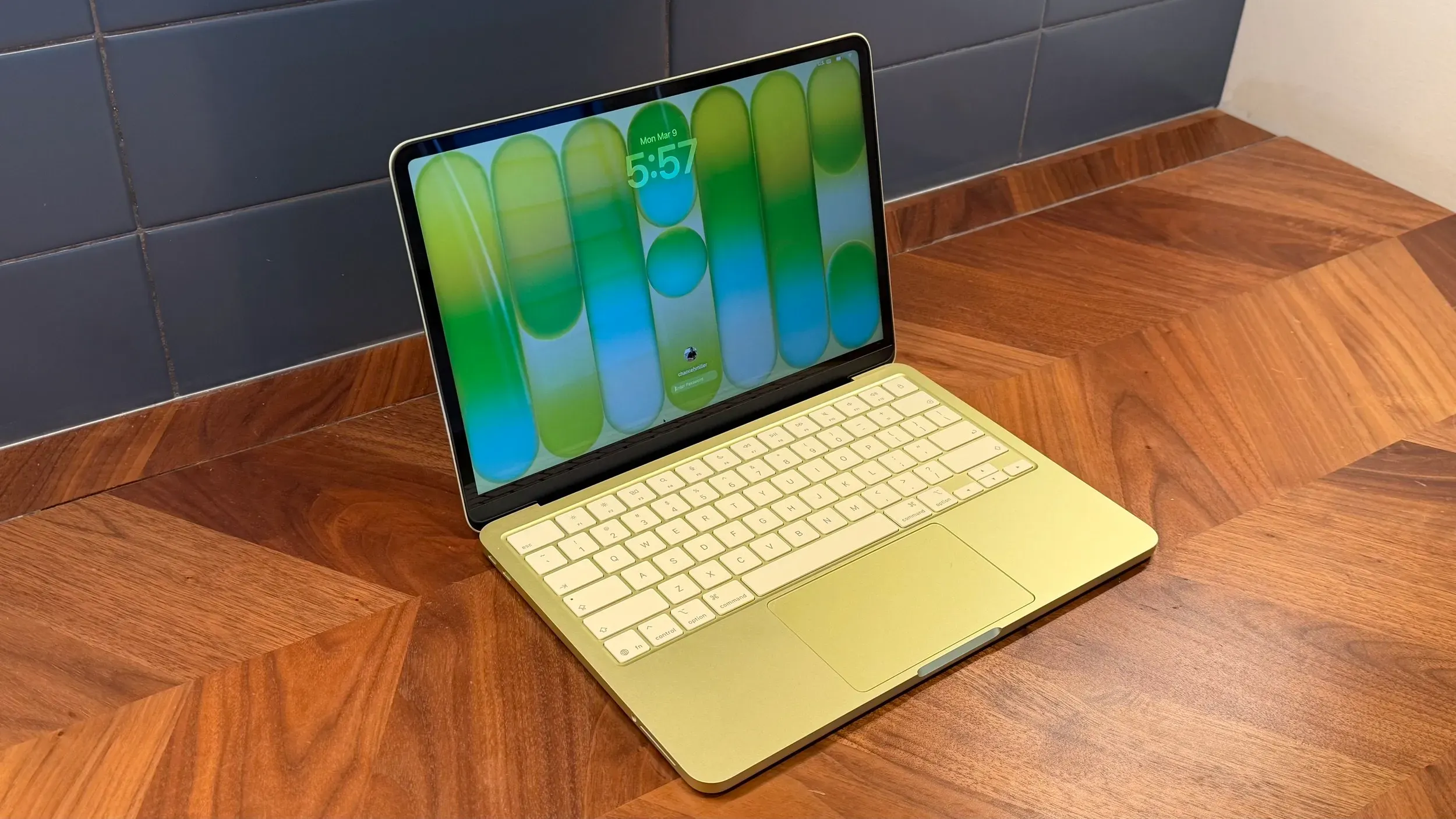 MacBook Pro ลด ราคา สูงสุด ควรรีบซื้อช่วงนี้ไหม