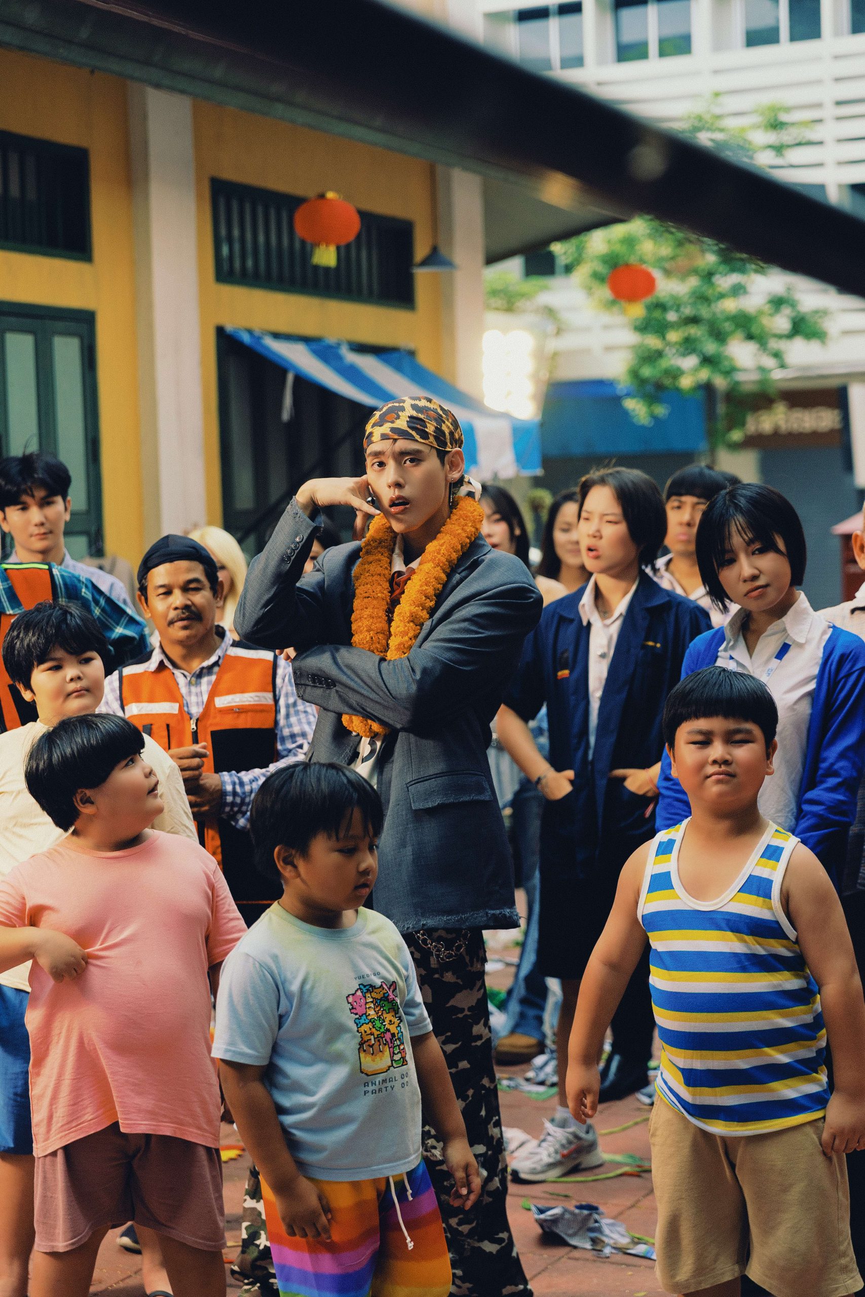 เน PERSES ซิงเกิลใหม่ ยกมือขึ้น แร็ปคมกริบสะท้อนชีวิตเมืองและความไม่เท่าเทียม