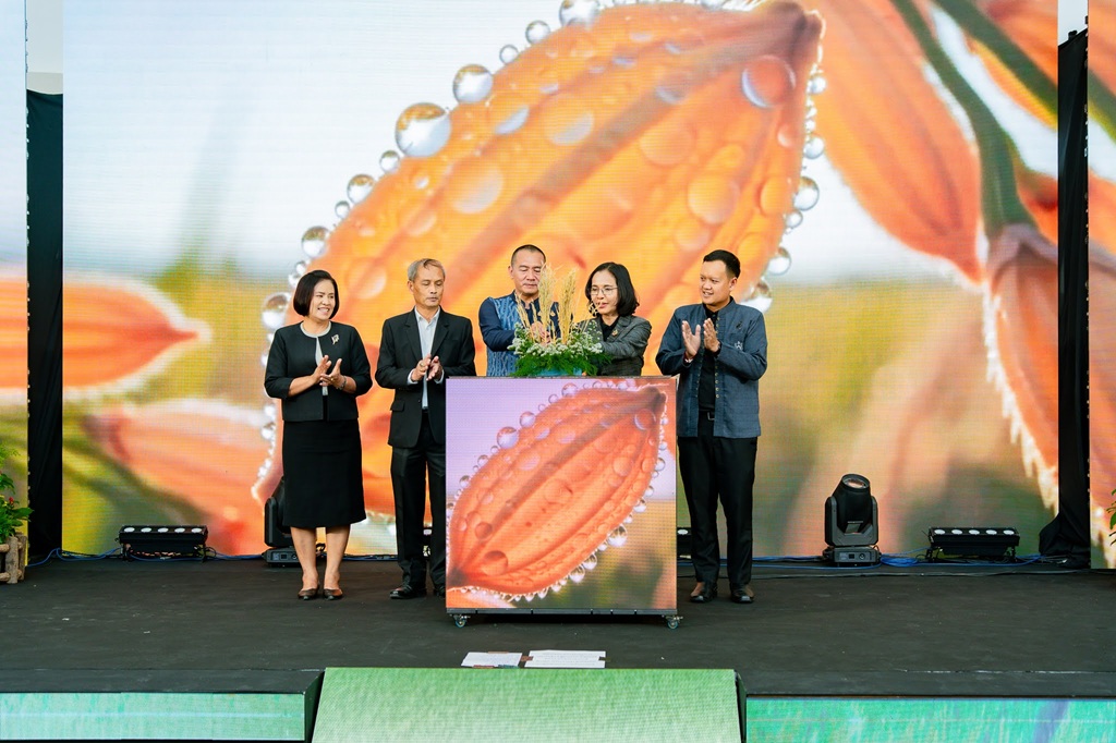 เทศกาลอาหารริมทะเลและการท่องเที่ยวเกษตรกรรม จากแปลงสู่โต๊ะอาหาร