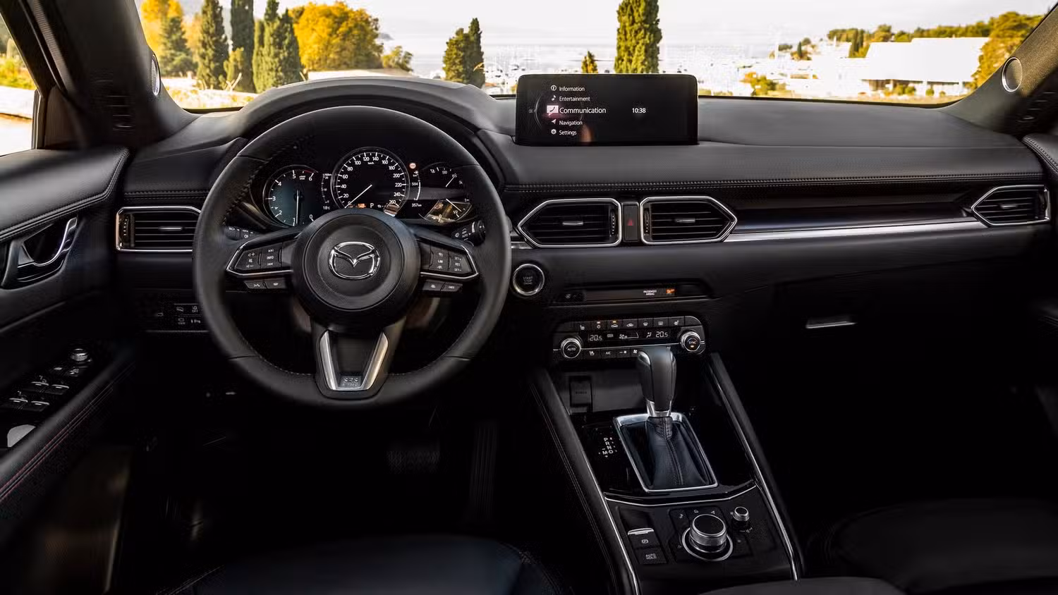ทำไม Mazda CX-5 กำลังเสียแชมป์ให้คู่แข่งทั้งในค่ายและนอกค่าย