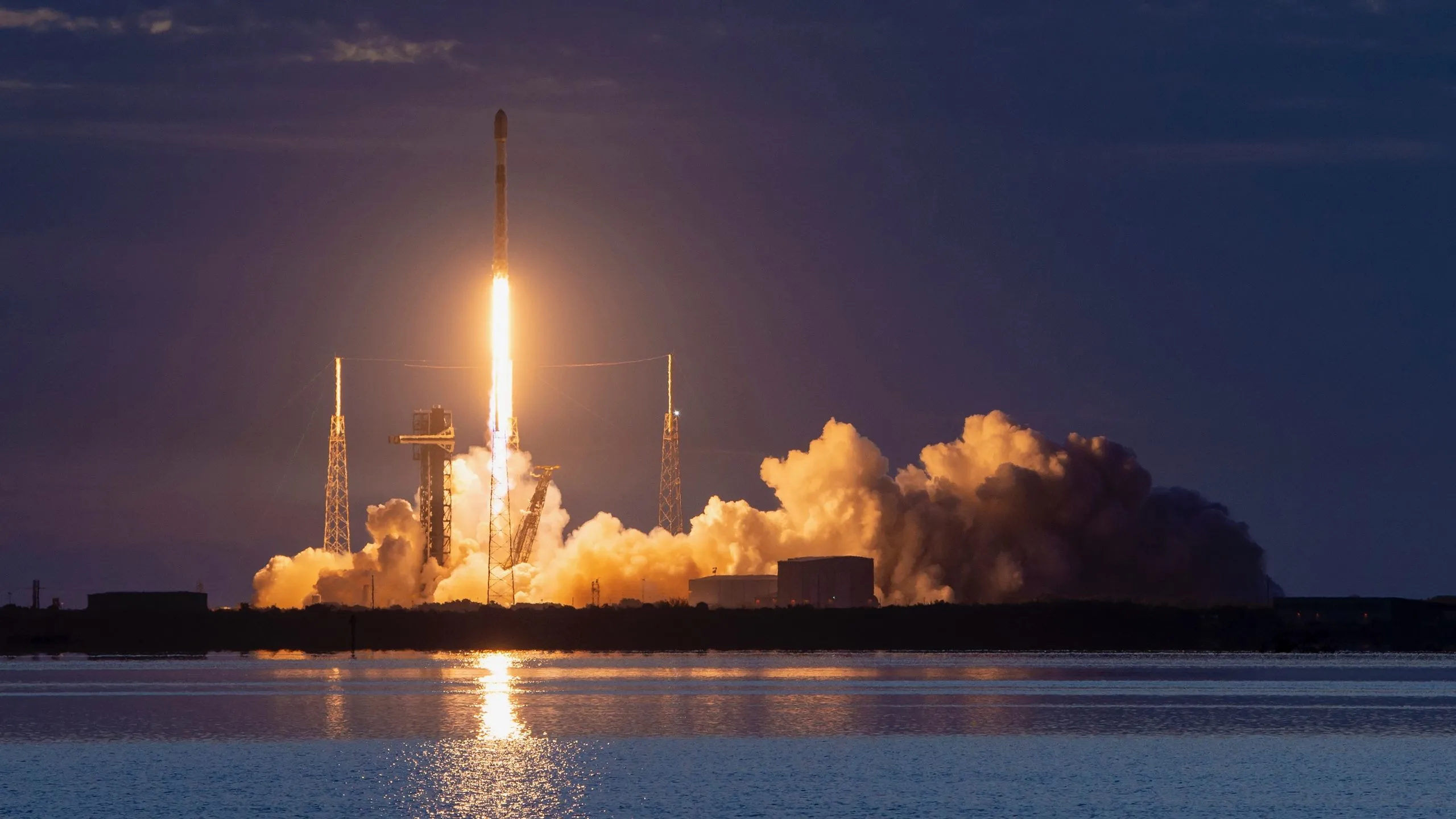SpaceX ทำลายสถิติการใช้ซ้ำจรวดด้วยภารกิจ Falcon 9 ครั้งที่ 100