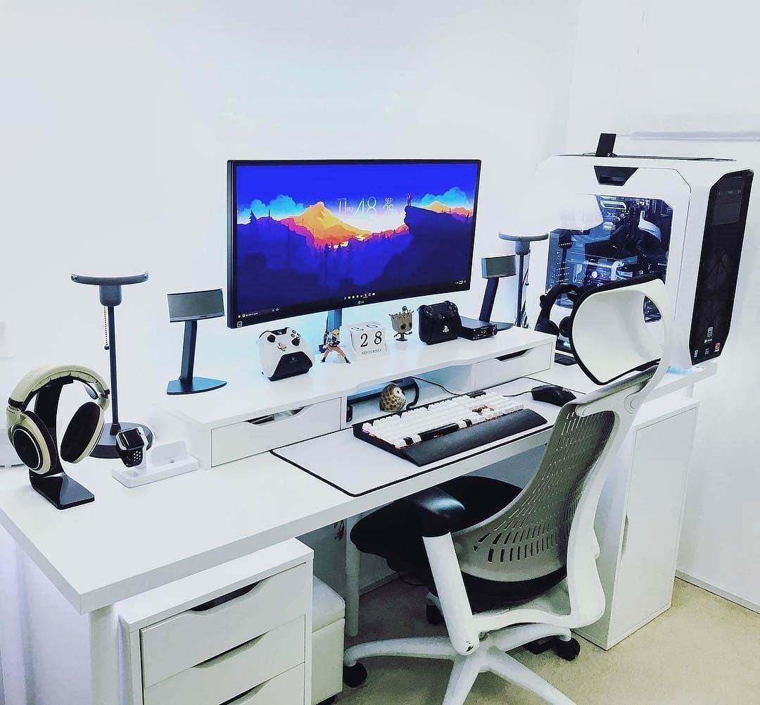 ประกอบโต๊ะเกมมิ่งให้เป็น Battlestation สมบูรณ์