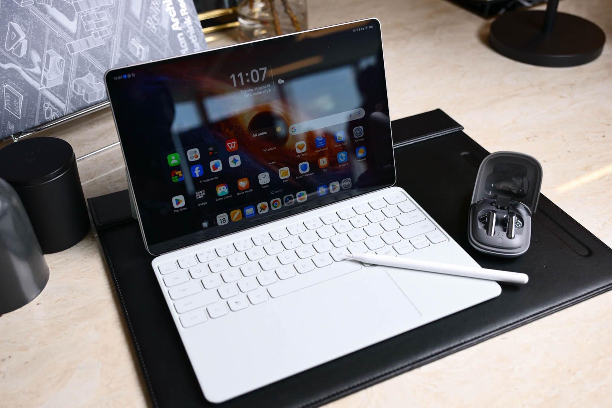 HONOR MagicPad4 แท็บเล็ตเรือธงบางเฉียบที่ท้าชน iPad Pro