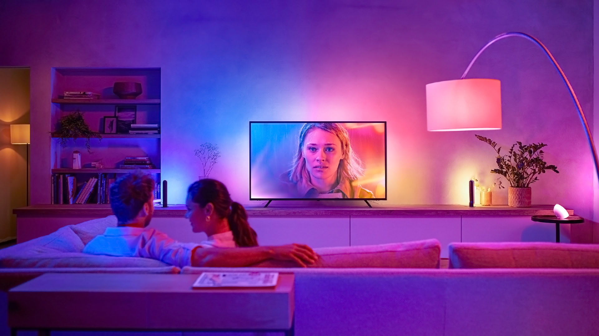Philips Hue Play Sync Box Lite ทางเลือกทีวีไฟตามภาพที่จับต้องได้มากขึ้น