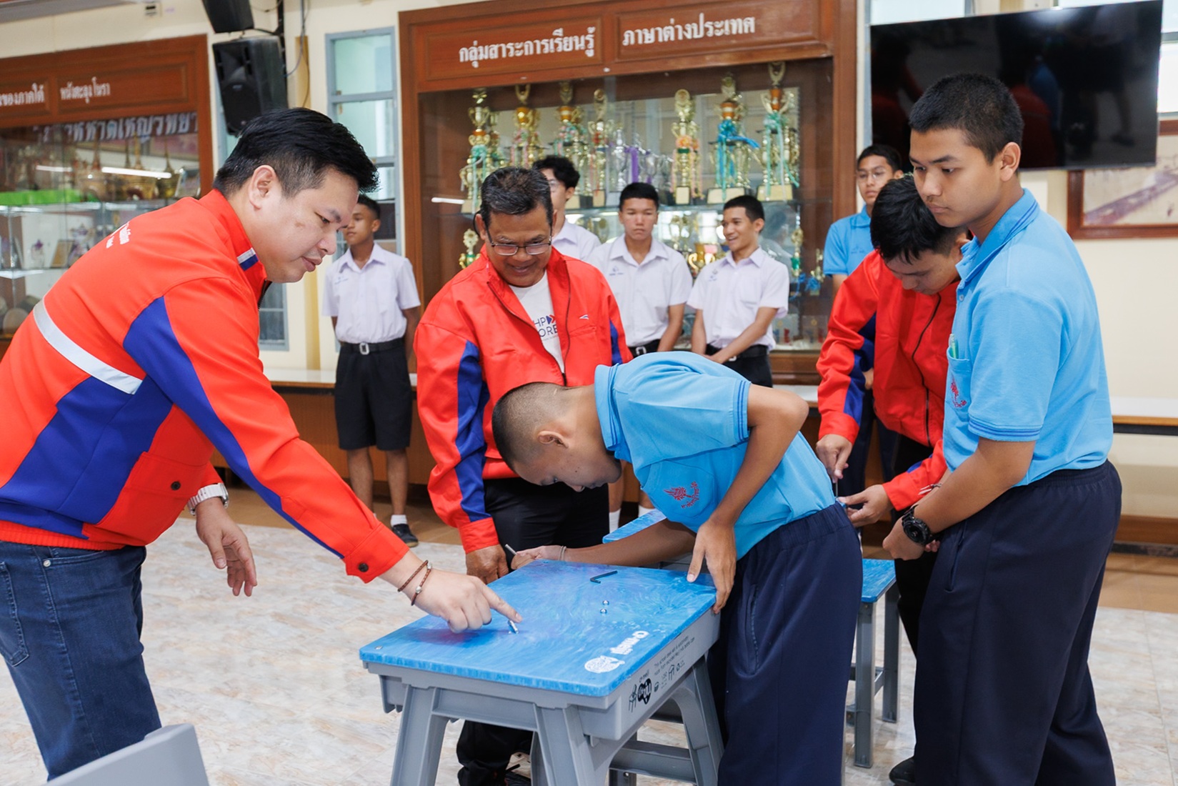 เมื่อขยะกลายเป็นห้องเรียน โครงการ CSR โรงเรียนที่เปลี่ยนอนาคตเด็ก