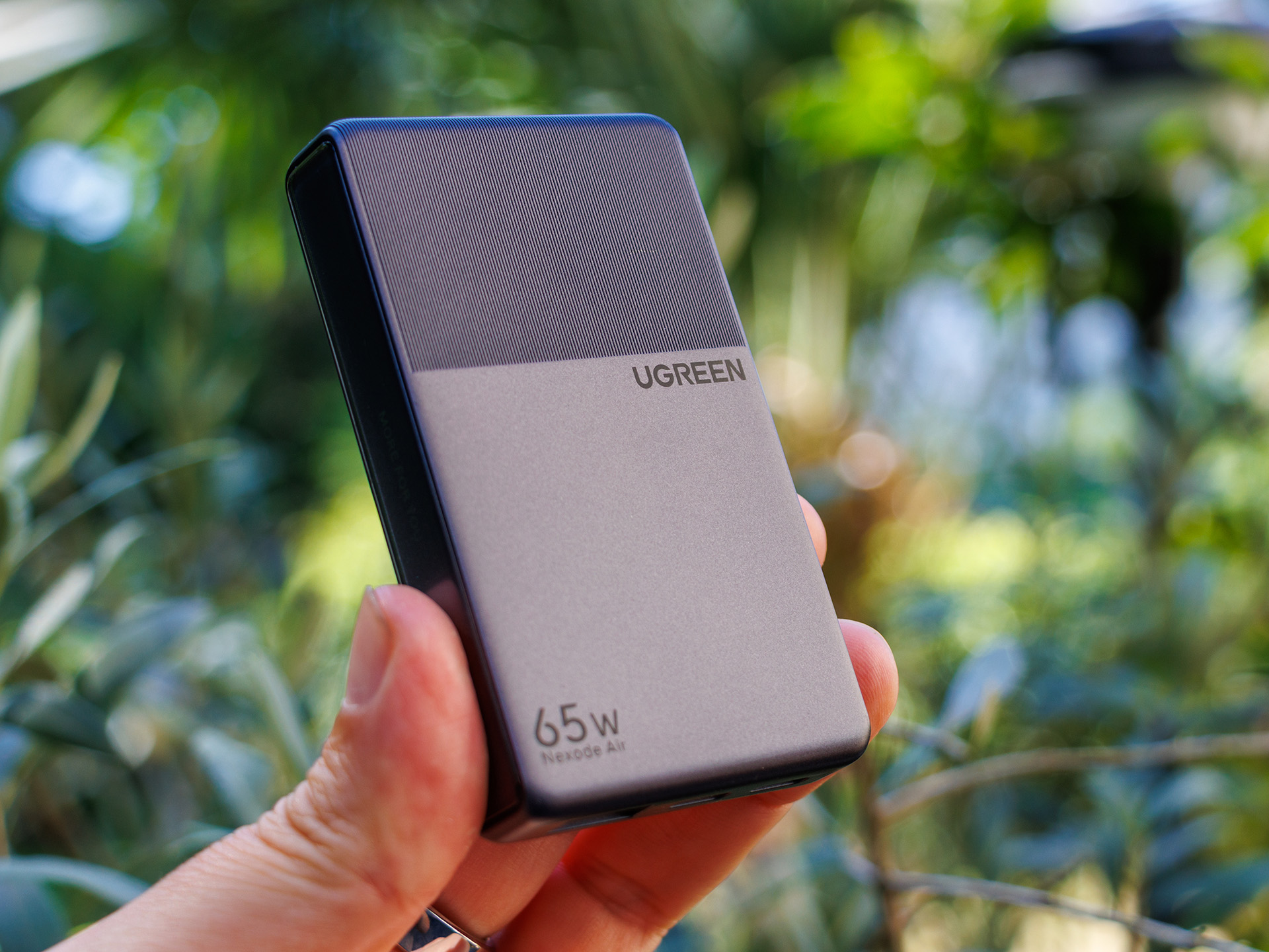 รีวิว Ugreen Nexode Air เครื่องชาร์จ GaN บางเพื่อคนพก MacBook และมือถือ