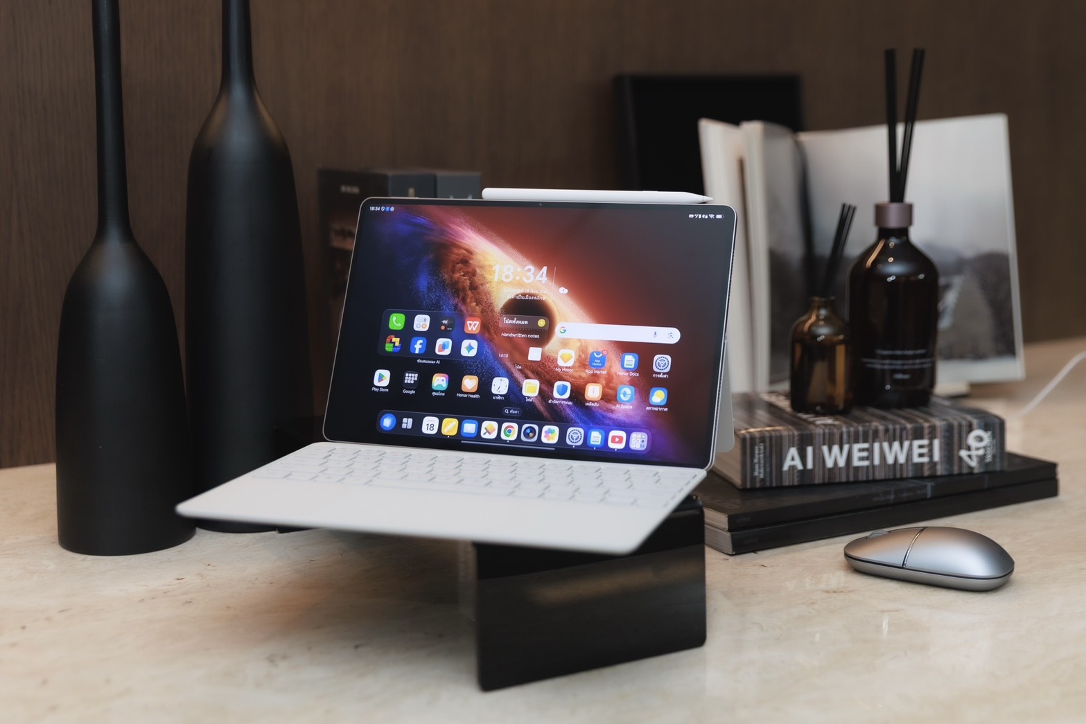 HONOR MagicPad4 แท็บเล็ตเรือธงใหม่ที่กล้าเทียบ iPad Pro และ Galaxy Tab