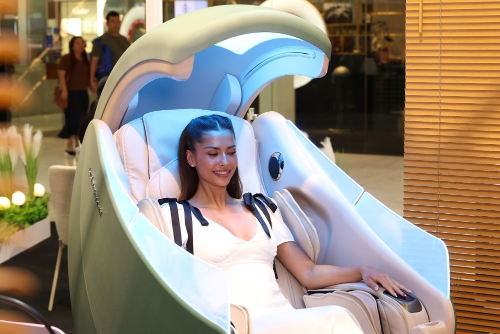 เก้าอี้นวดอัจฉริยะและเตียงสมาร์ตกำลังย้าย Wellness ระดับพรีเมียมเข้าบ้าน