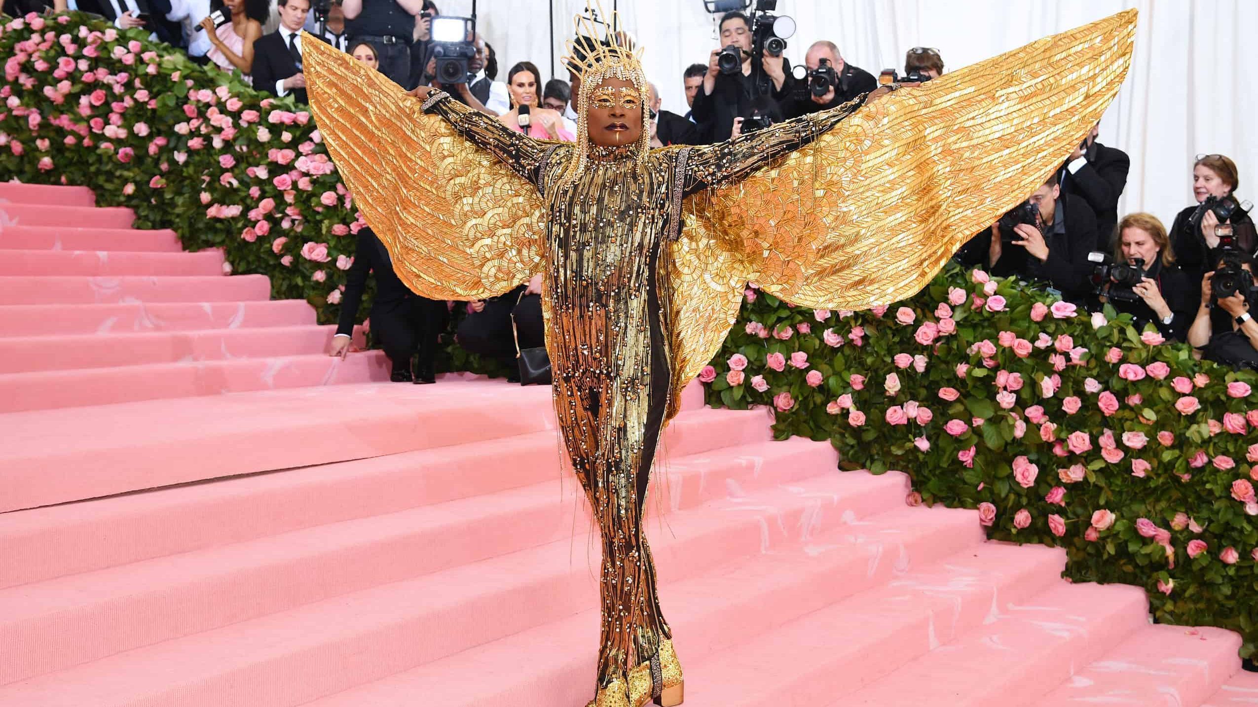 ชุดราตรี Met Gala ที่หรูหราที่สุดกำลังเขียนกติกาแฟชั่นพรมแดงใหม่
