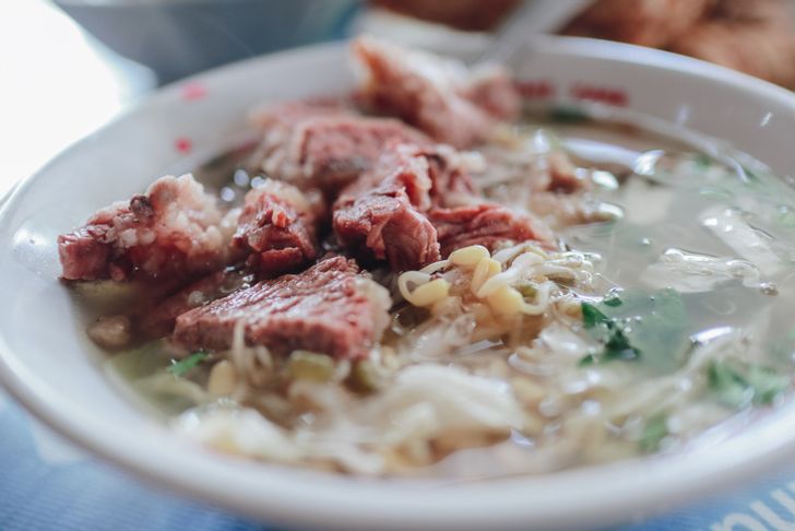 5 เมนูมื้อเที่ยงและพฤติกรรมทำลายไตเงียบๆ ที่คุณกินอยู่ทุกวัน