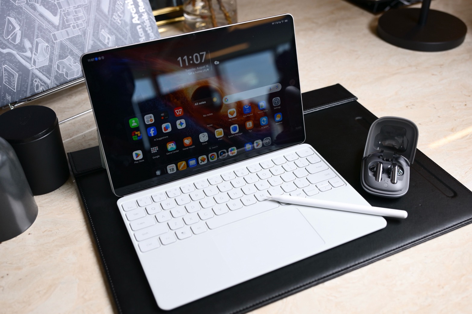 HONOR MagicPad4 แท็บเล็ตเรือธงบางเฉียบ ท้าชน iPad Pro และ Galaxy Tab ระดับโปร