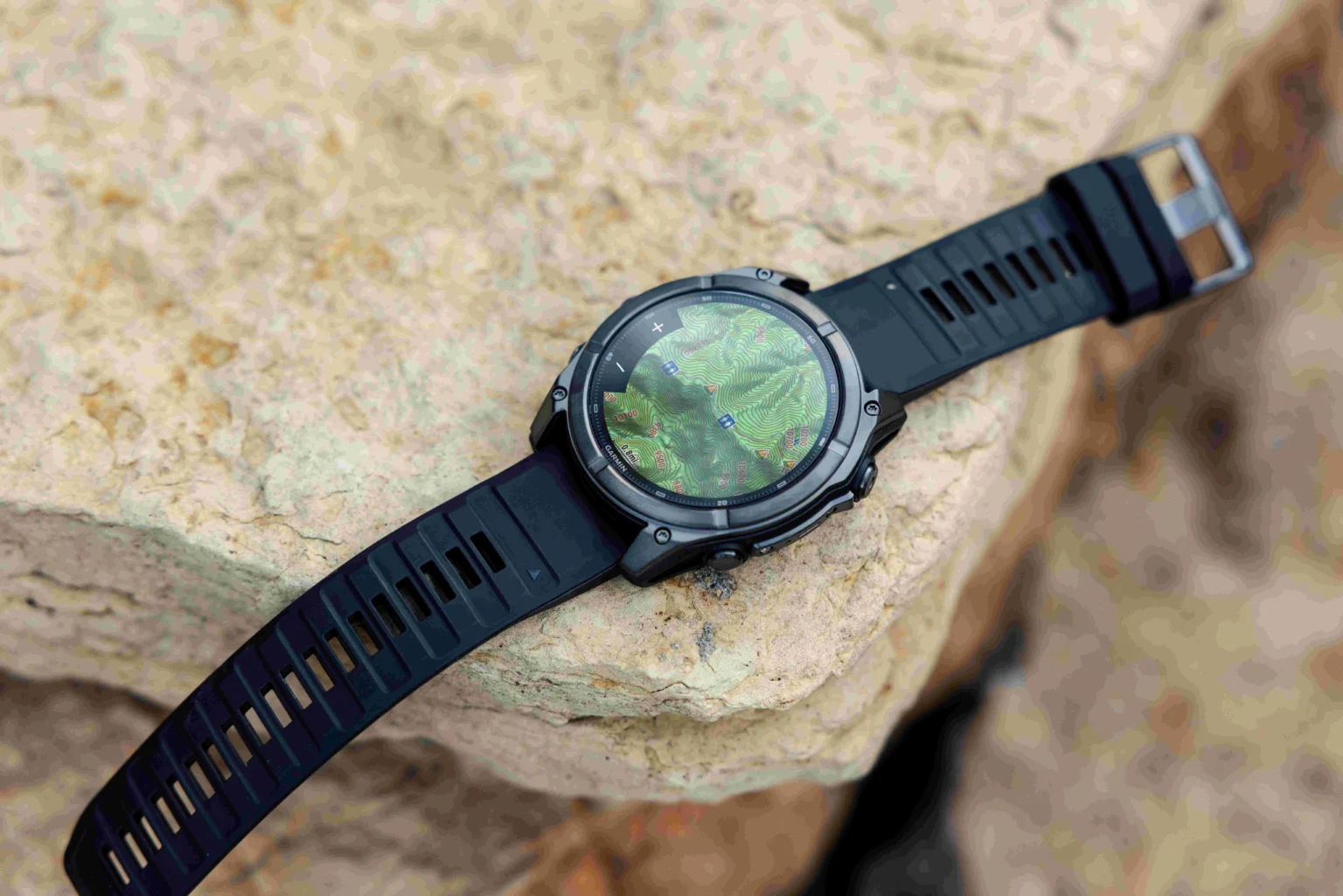 Garmin fēnix 9 Pro ยกระดับนาฬิกากีฬาระดับมืออาชีพด้วยตัวเรือนไทเทเนียมและจอ AMOLED ใหญ่สุด