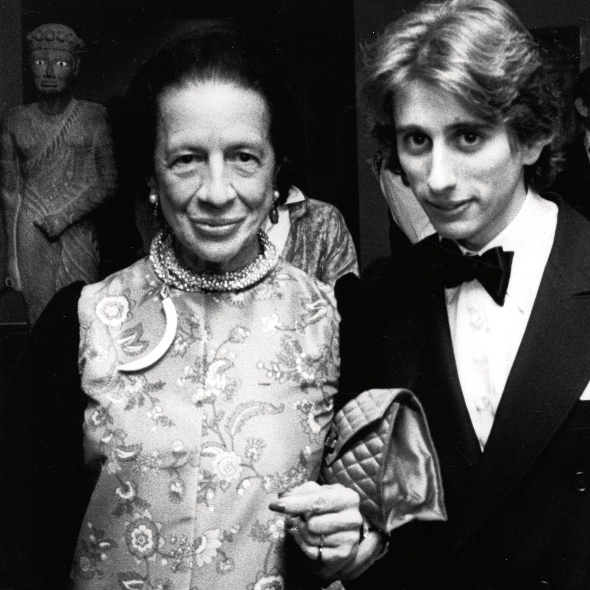 ชุดราตรี Met Gala ที่หรูหราที่สุดกำลังเขียนกติกาแฟชั่นพรมแดงใหม่