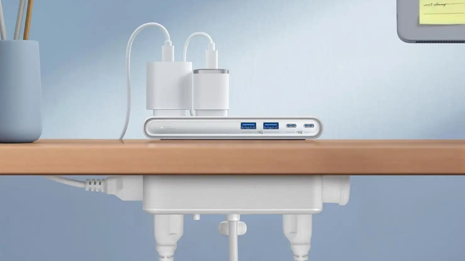 รวมดีล USB-C Hubs และ Multi-Port Charging Stations จาก Razer และ Anker