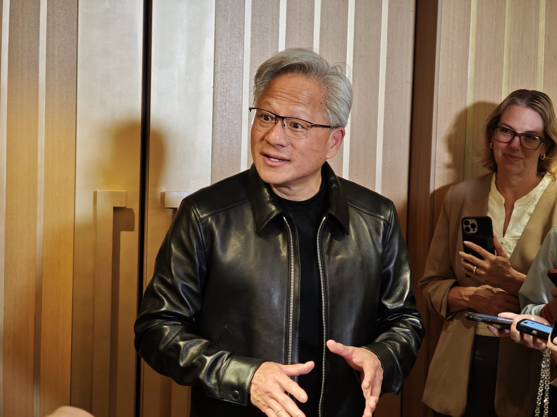 สงครามโครงสร้างพื้นฐาน GPU ทำให้เศรษฐกิจศูนย์ข้อมูลเปลี่ยนหน้า