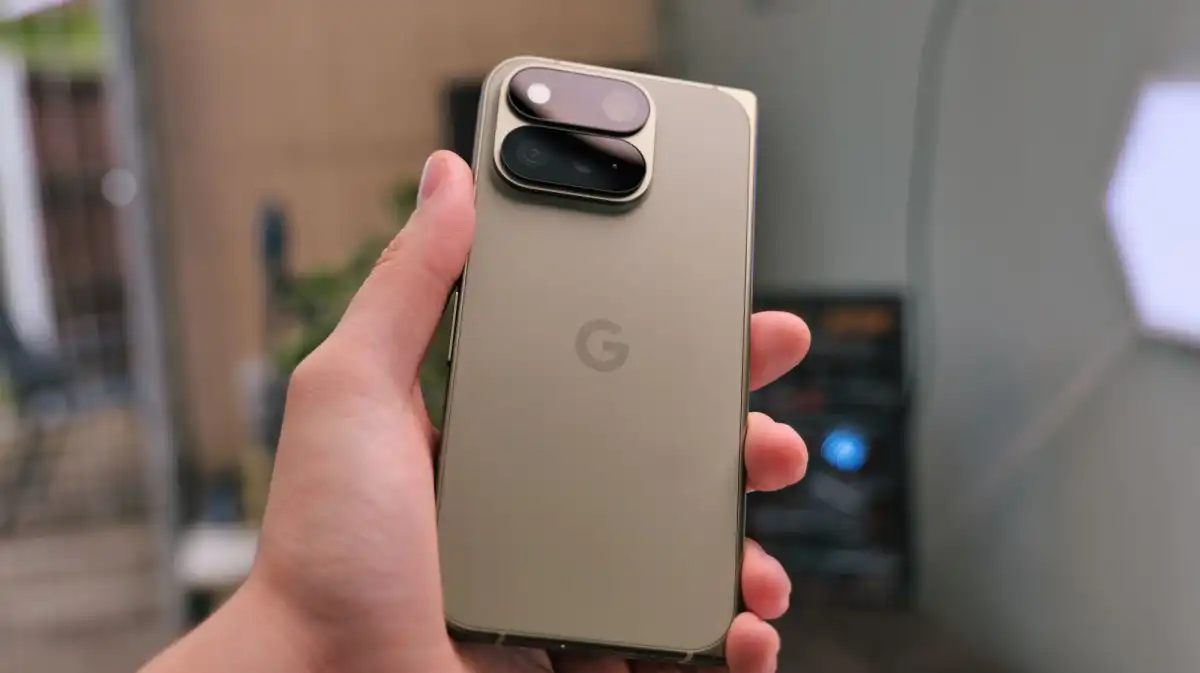 Pixel 11 HiLight ทำไฟฉายแย่ลง ชุมชนโชว์ให้เห็นว่า Google มองข้ามฮาร์ดแวร์