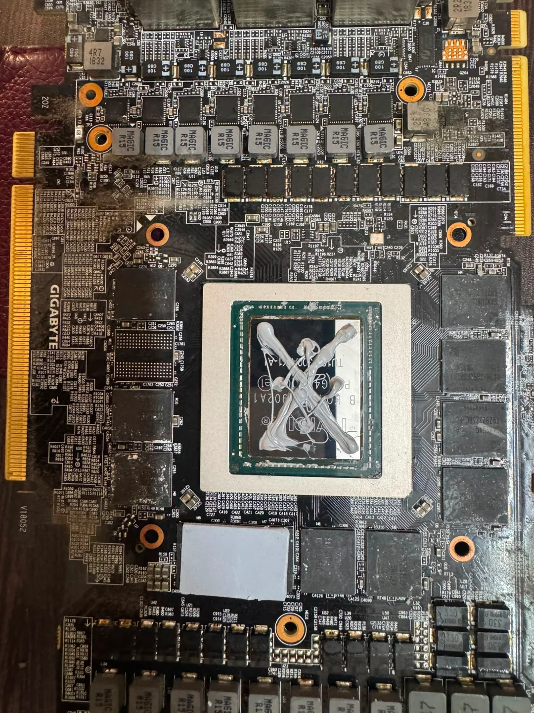 เปลี่ยนซิลิโคนการ์ดจอเก่า RTX 2080 Ti แล้ว FPS พุ่งเกือบสองเท่า